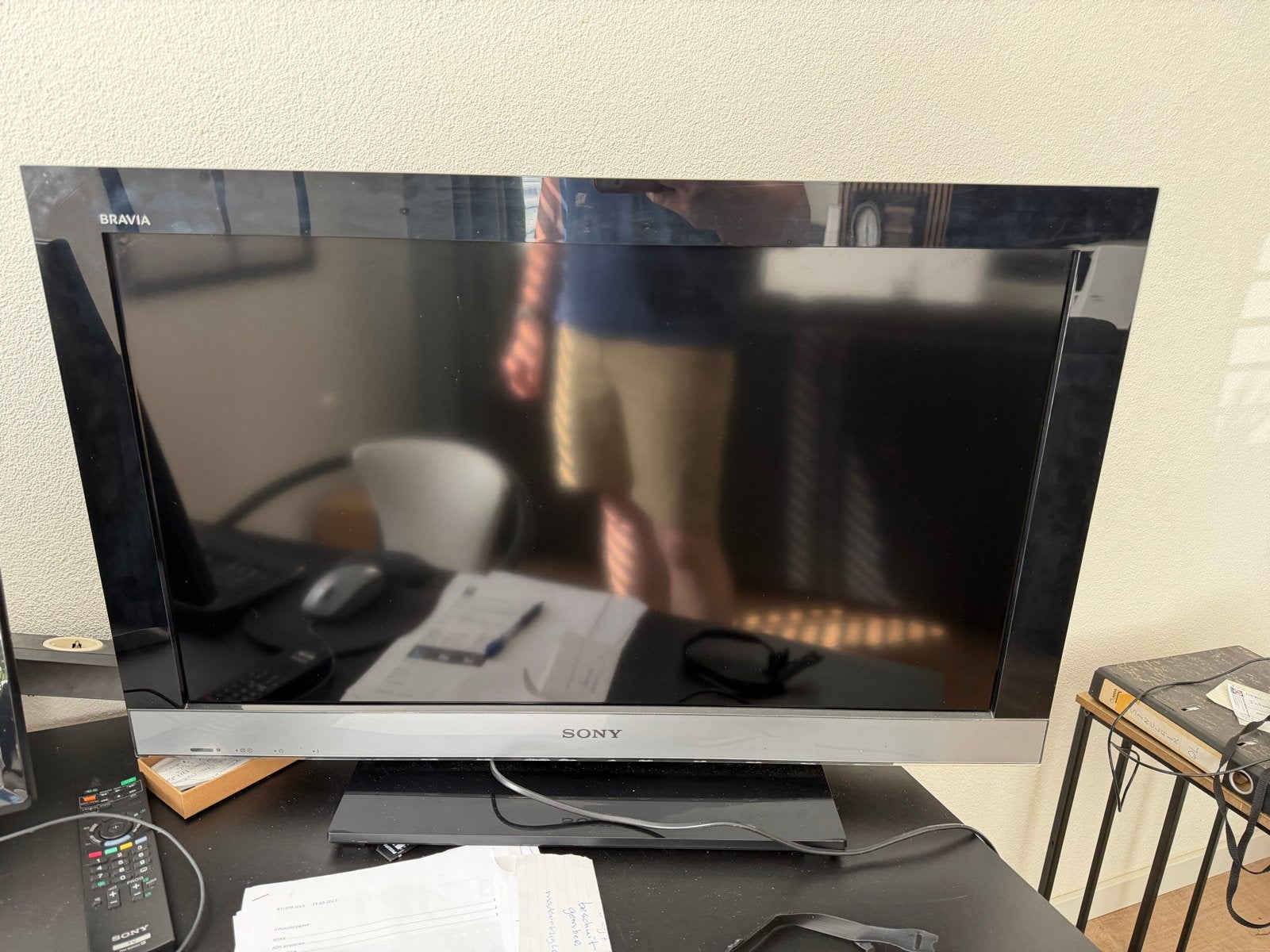 Sony Bravia TV - Ideaal voor retro computers en consoles, Gebruikt, Ophalen of Verzenden, Sony, 60 tot 80 cm