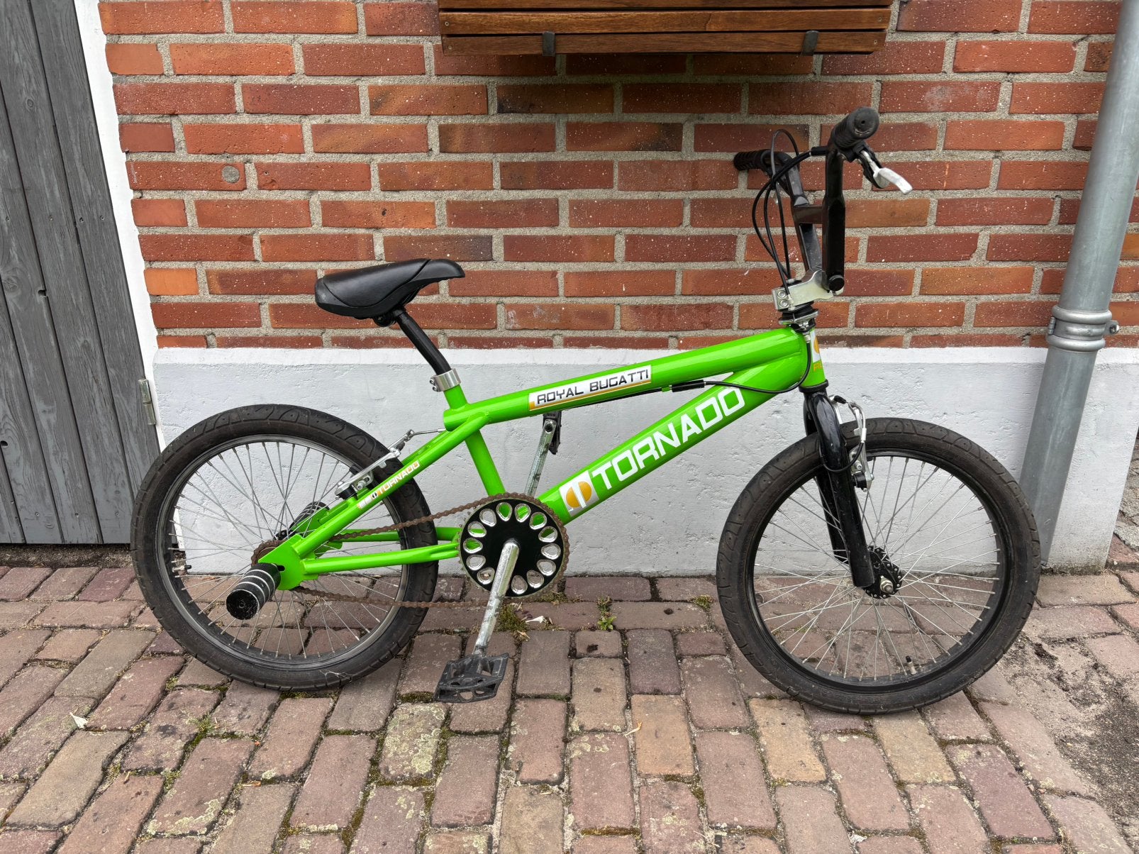 Royal bugatti Tornado, Fietsen en Brommers, Ophalen, 24 inch of meer, Staal, Velgrem