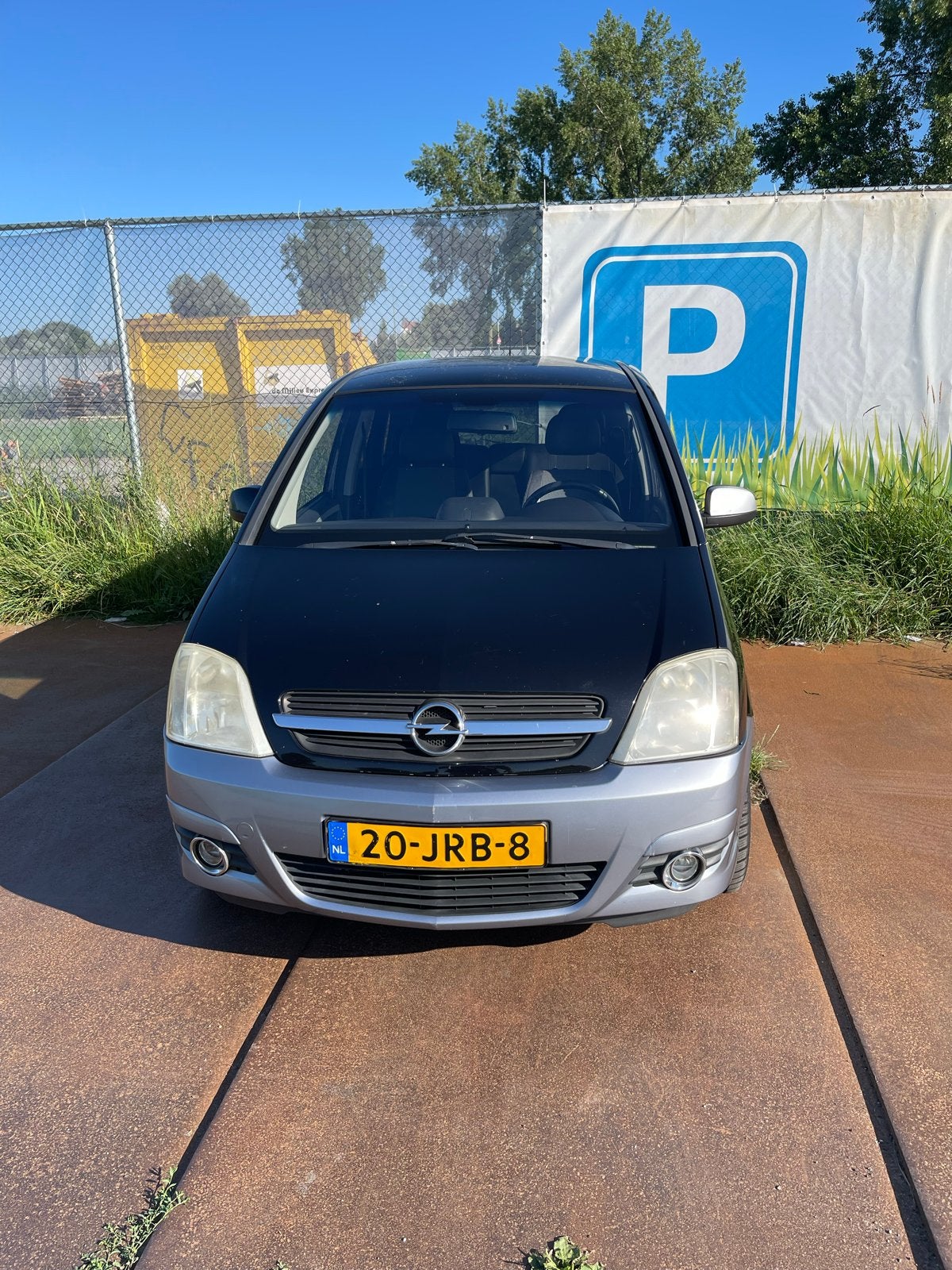 Leuke Opel Meriva te koop NIEUWE APK NIEUWE BANDEN, Voorwielaandrijving, 15 km/l, 4 cilinders, Zwart