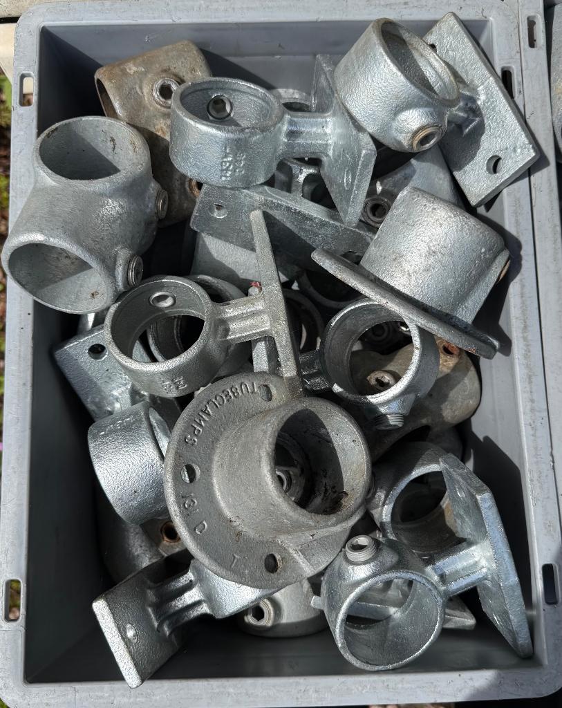 Diverse onderdelen voor steigerbuis, Ophalen, Gebruikt, 100 tot 250 mm, Overige typen