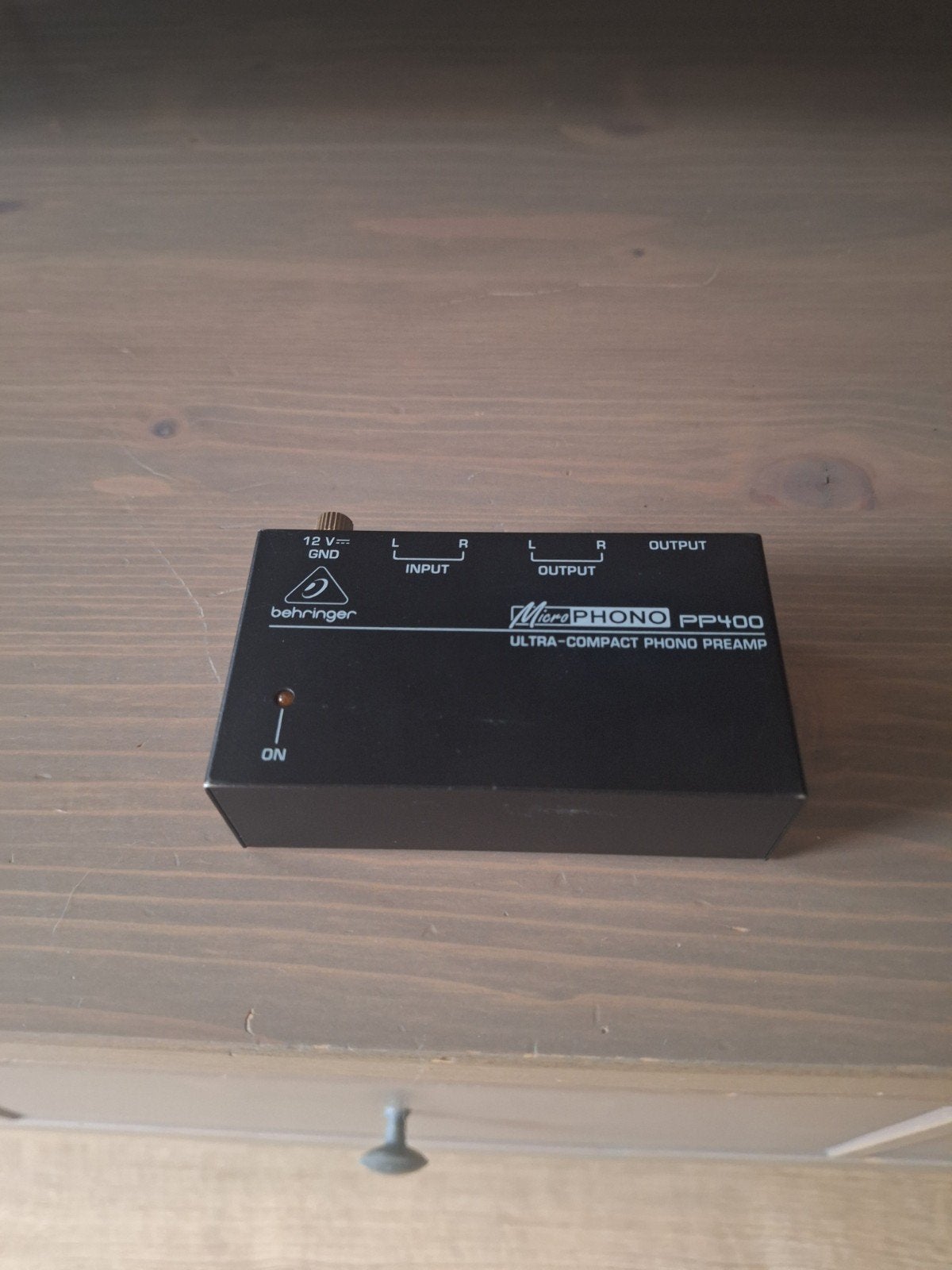 Behringer MicroPHONO PP400 Ultra-Compact Phono Preamp, Overige merken, Ophalen of Verzenden, Zo goed als nieuw, Minder dan 60 watt