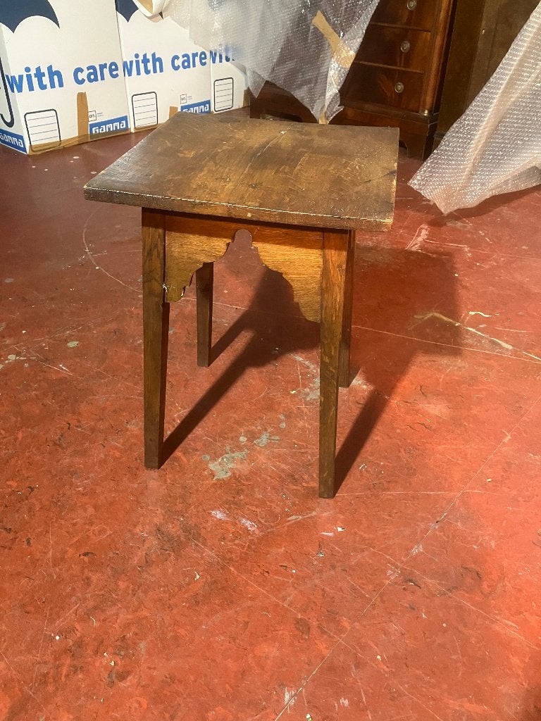 Houten oud bijzettafeltje, Huis en Inrichting, Tafels | Bijzettafels, Ophalen, Minder dan 45 cm, Minder dan 55 cm, Gebruikt