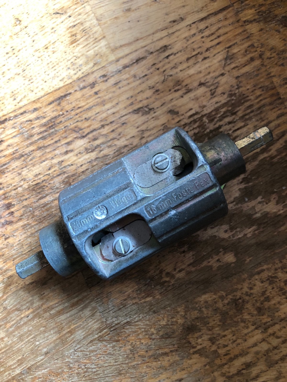 Viega Pexfit Fosta persgereedschap 16mm en 20mm, Doe-het-zelf en Verbouw, Gereedschap | Handgereedschap, Ophalen of Verzenden