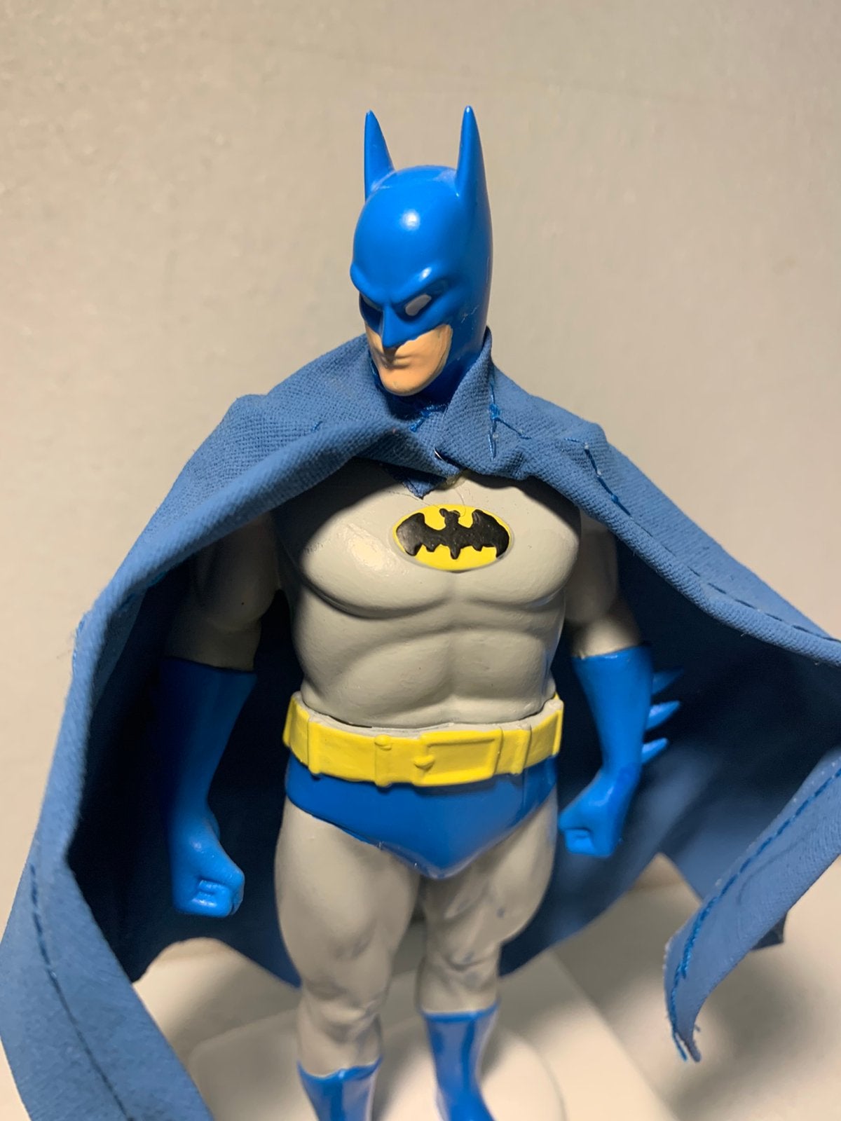Batman beeld 19,5 cm, Verzamelen, Beelden en Beeldjes, Ophalen of Verzenden, Zo goed als nieuw