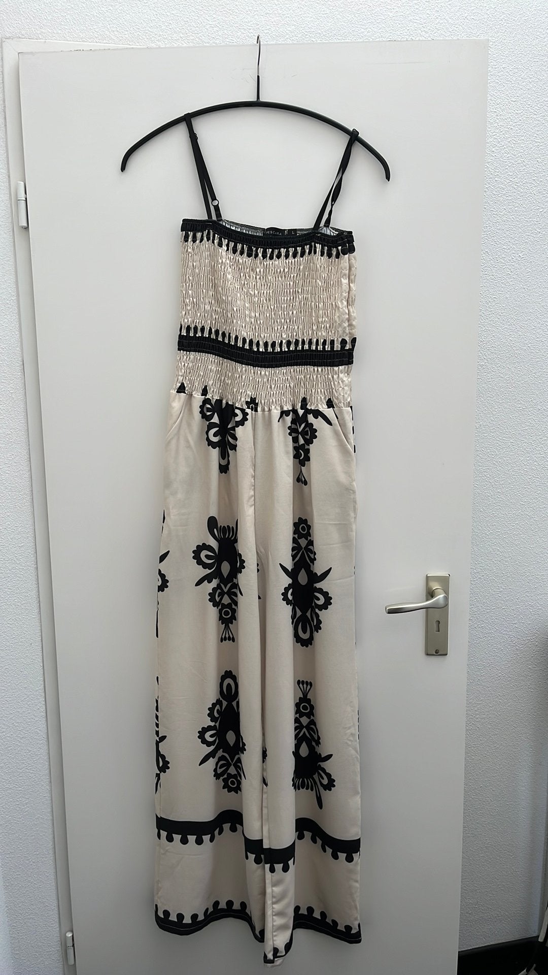 Jumpsuit, Ophalen of Verzenden, Zo goed als nieuw, Maat 38/40 (M), Zwart