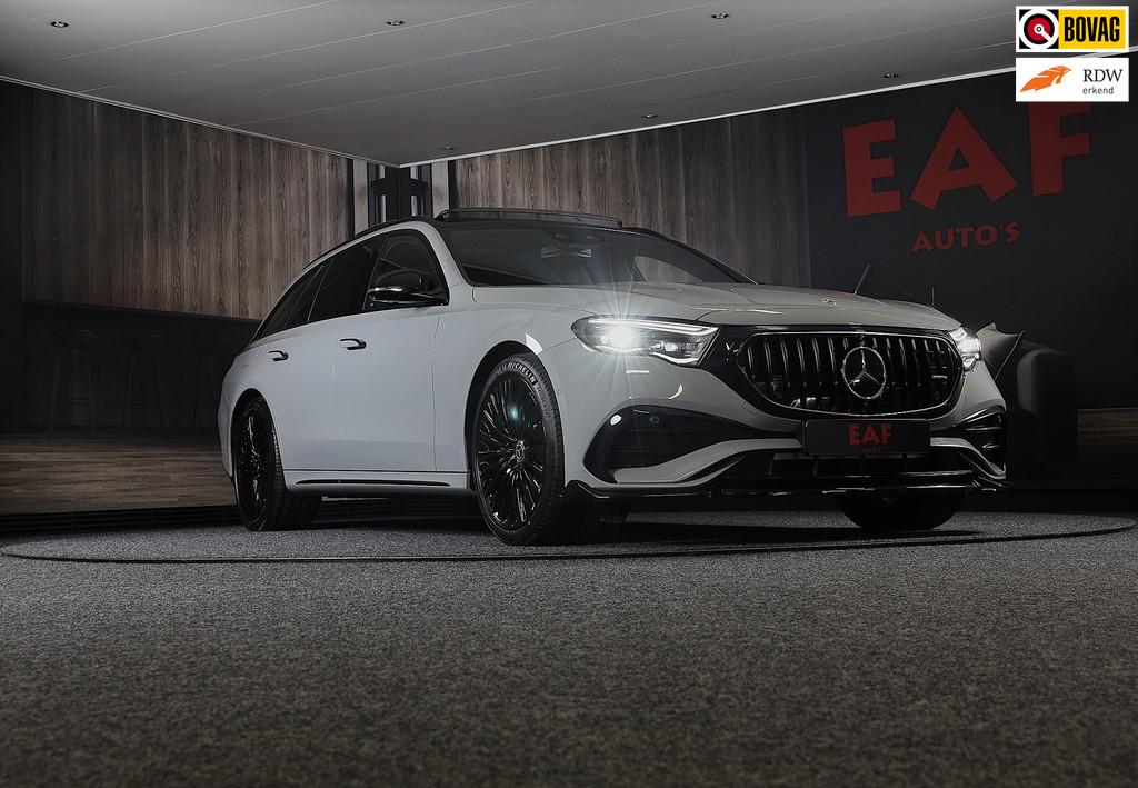 Mercedes-Benz E-klasse Estate 300 e AMG 53 Look / HYPERSCREE, Automaat, Achterwielaandrijving, Gebruikt, Zwart