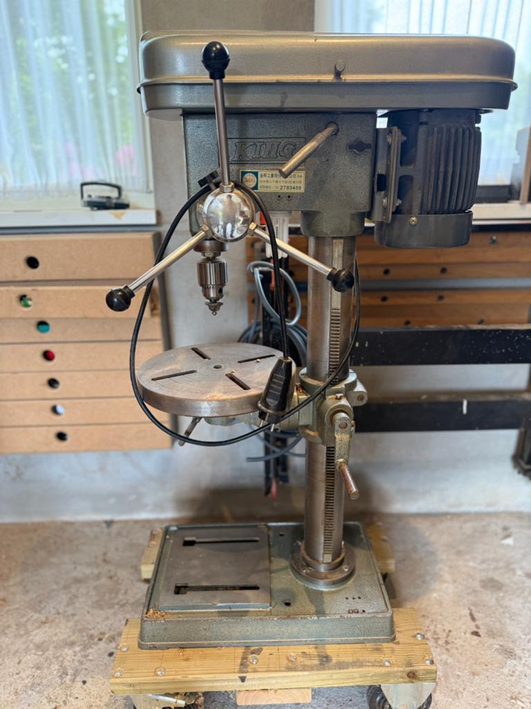 Degelijke kolomboormachine, Ophalen, Gebruikt, Kolomboormachine, Variabele snelheid