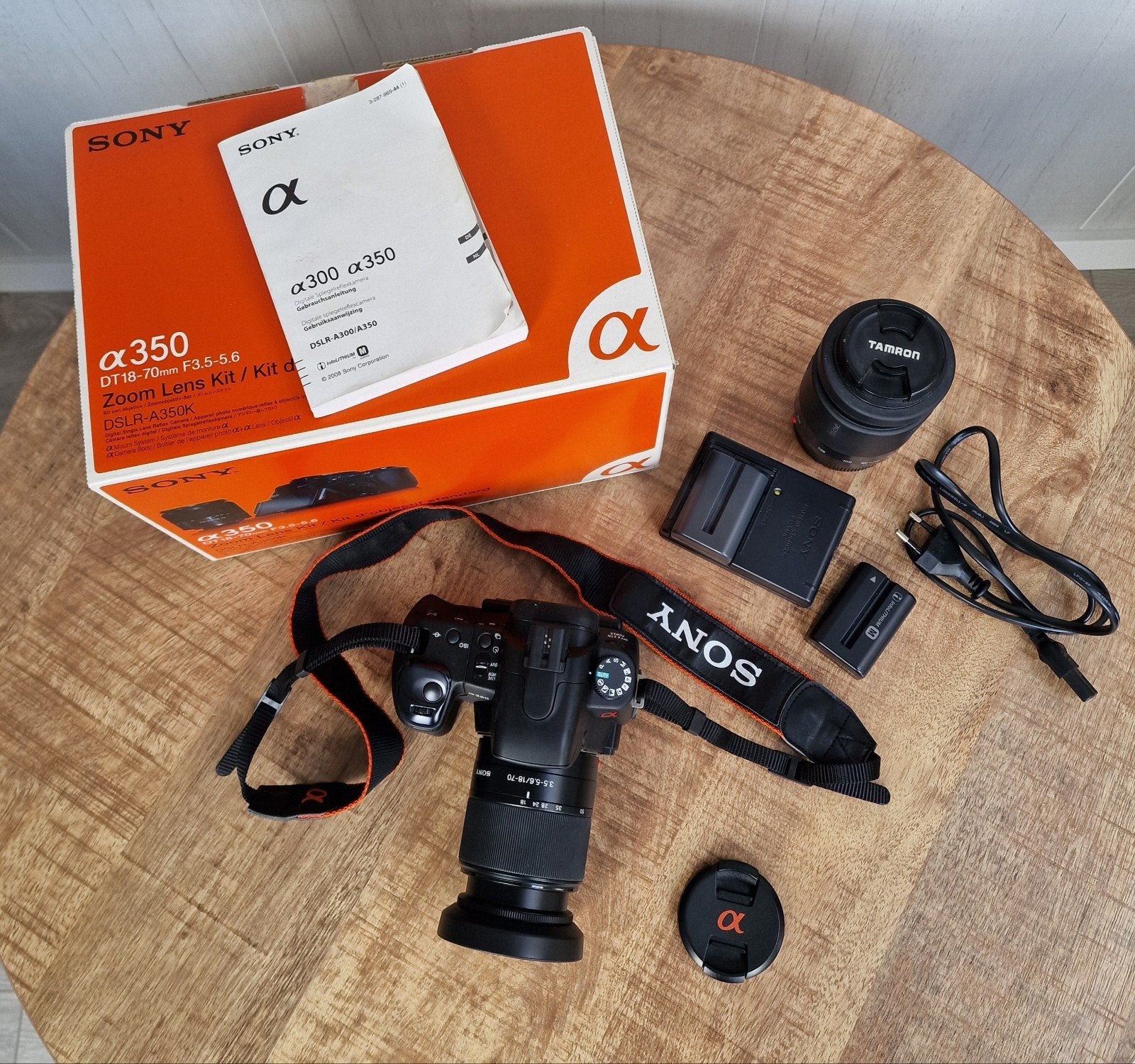 Sony Alpha a350 DSLR Camera met 18-70mm lens en accessoires, Ophalen, Beeldstabilisatie, Gebruikt, Spiegelreflex