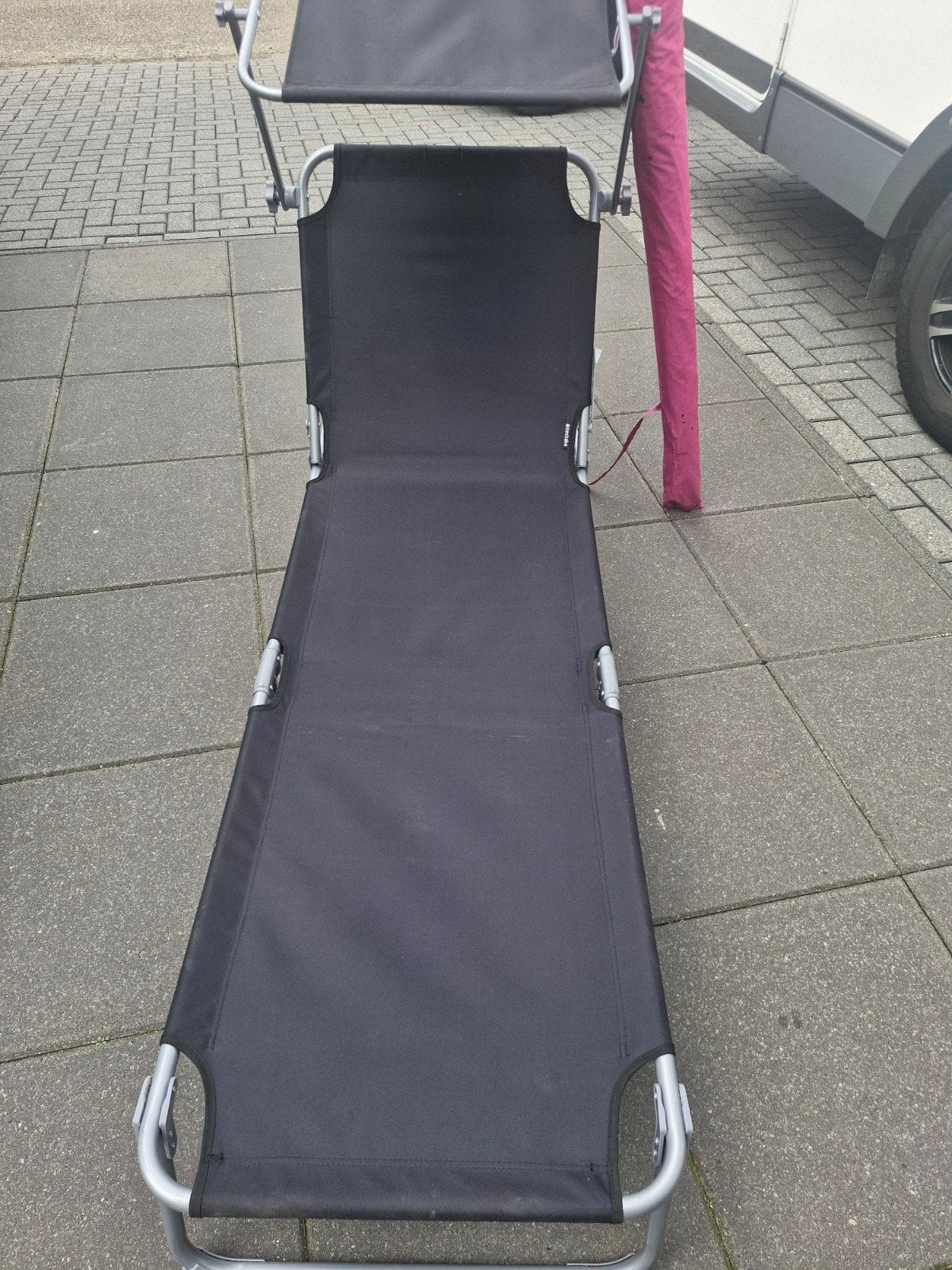 Ligbed met zonnescherm - bijna nieuw., Tuin en Terras, Ophalen of Verzenden, Gebruikt, Metaal, Verstelbaar