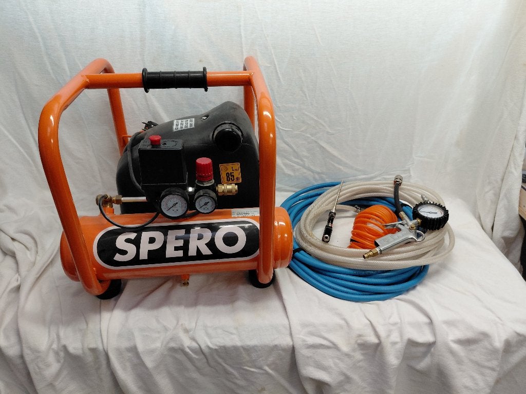 Spero stille compresor met tackers, Ophalen, Gebruikt, 6 tot 10 bar, Minder dan 200 liter/min