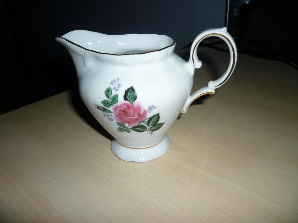 melkkan roomkan schenkkan melkkannetje, Huis en Inrichting, Keuken | Servies, Overige typen, Ophalen of Verzenden, Zo goed als nieuw