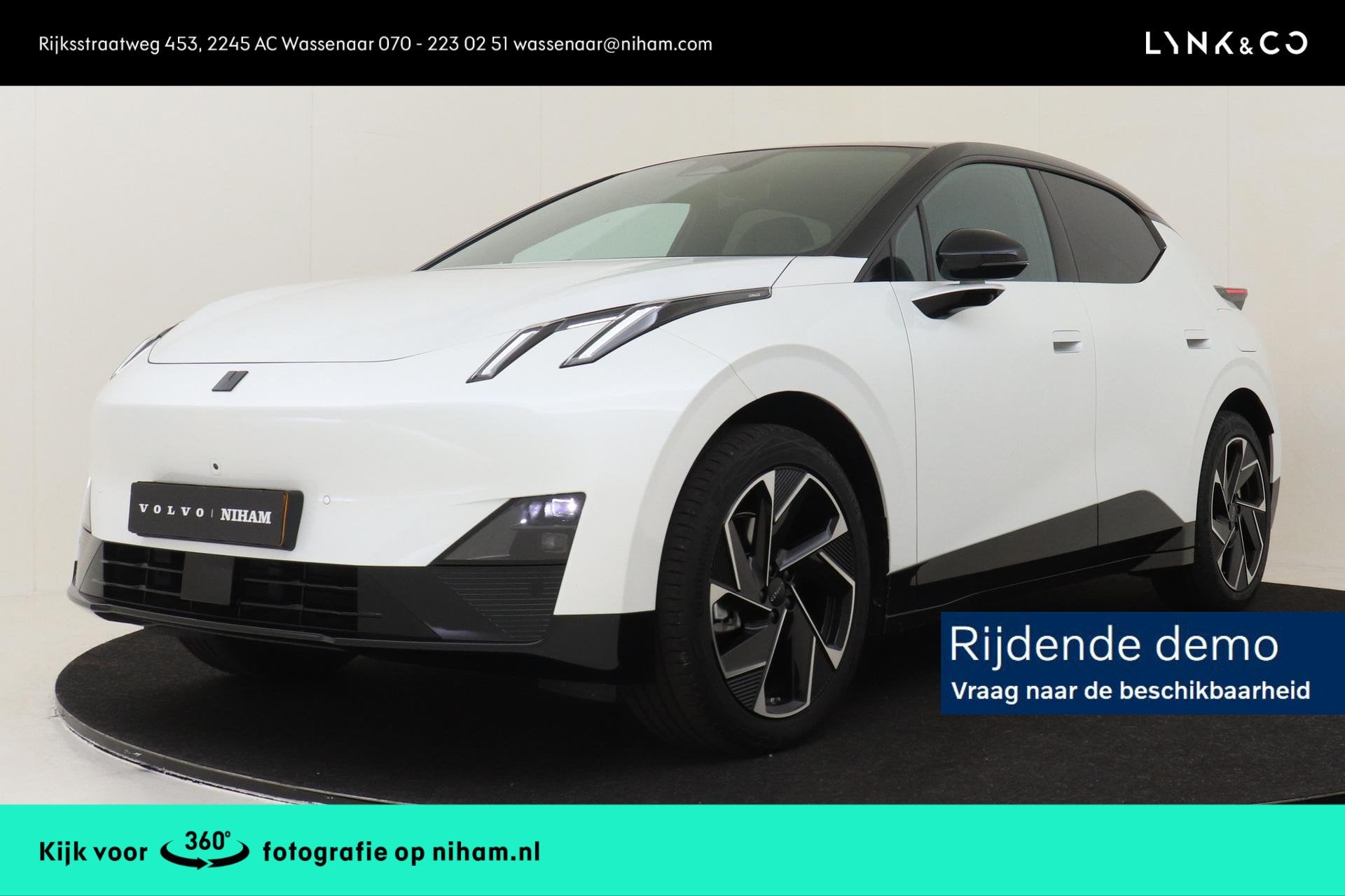 Lynk & Co 02 MORE 66 kWh -PANO.DAK|HARMAN/KARDON|360°CAM|EL, Auto's, Automaat, 12 maanden, Achterwielaandrijving, 1795 kg
