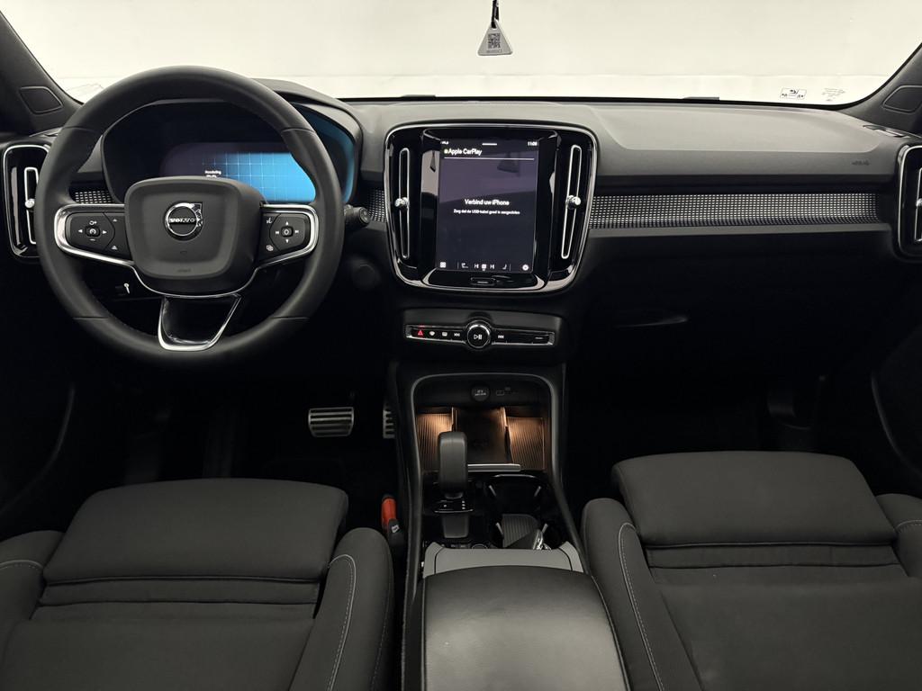 Volvo XC40 P8 Recharge Pro 67 kWh | Snelladen | SOH 90% | Pa, Gebruikt, 417 km, Zwart, 90 €/maand