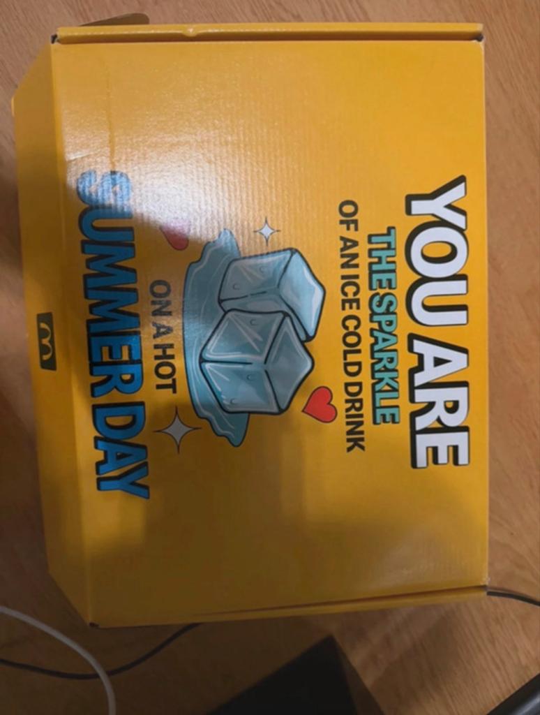 McDonald's Ice Cube Tray Set met Glazen, Nieuw, Ophalen of Verzenden, Rood, Overige merken