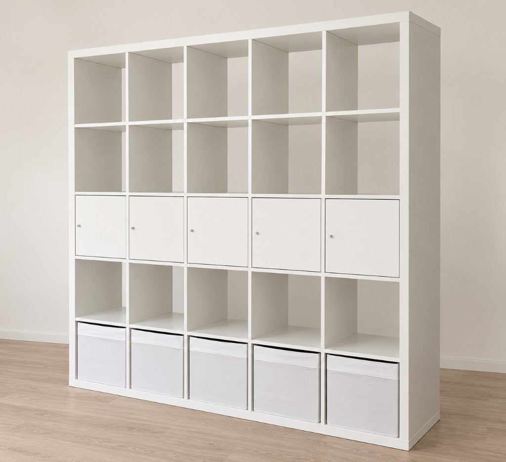 IKEA KALLAX witte kast met deuren en opbergbakken – bieden, Huis en Inrichting, Ophalen, 150 tot 200 cm, Zo goed als nieuw, 150 tot 200 cm