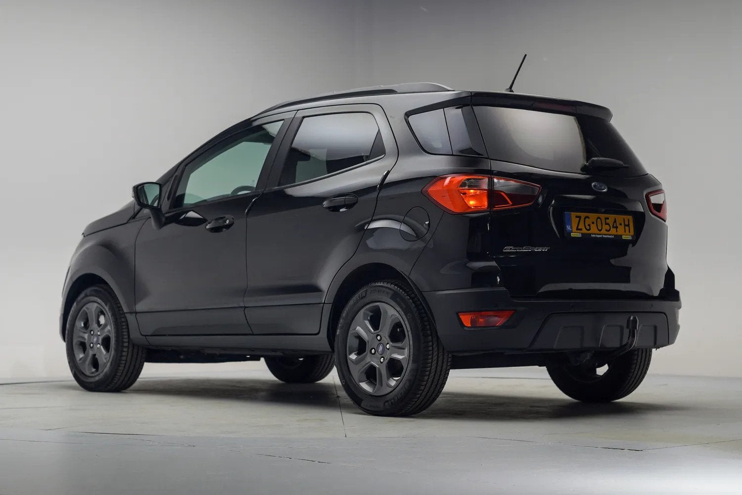 Ford EcoSport 1.0 EcoBoost Trend Ultimate [ Navi Apple/Andro, Auto's, 125 pk, Gebruikt, Ecosport, Zwart