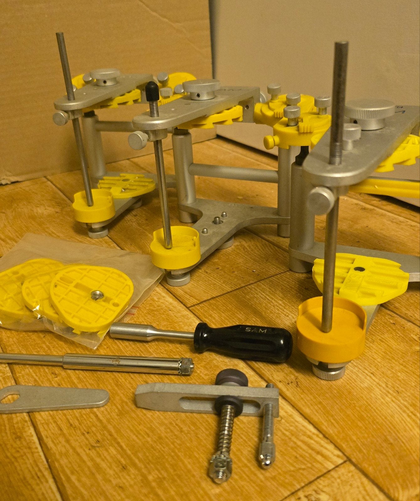 3 x Sam 2 articulator met toebehoren dental tandtechniek, Ophalen of Verzenden