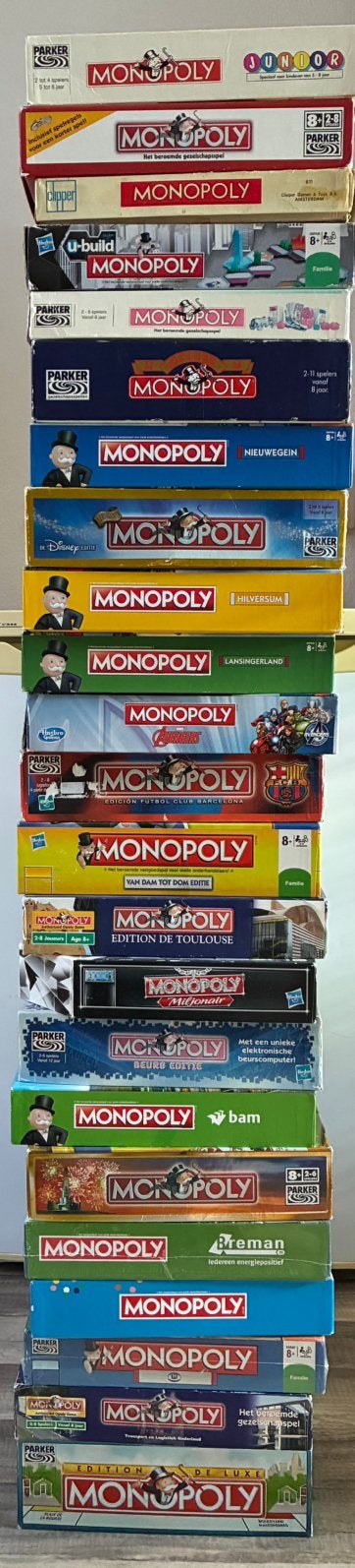 23 x Monopoly, Hobby en Vrije tijd, Gezelschapsspellen | Bordspellen, Ophalen of Verzenden, Zo goed als nieuw