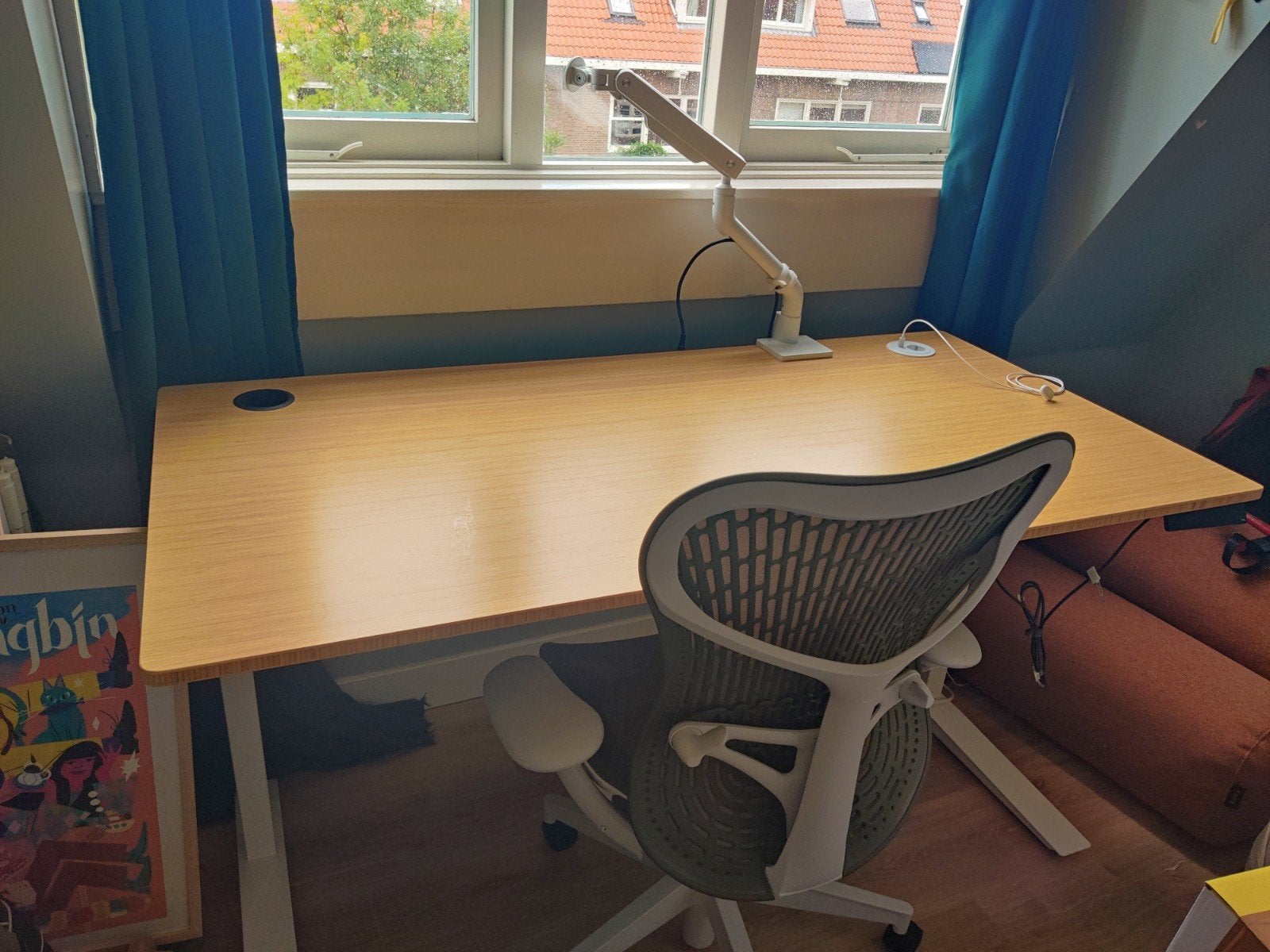 Jarvis Fully Bamboo Zit-sta bureau 160x80cm + monitorarm, Ophalen, Zo goed als nieuw
