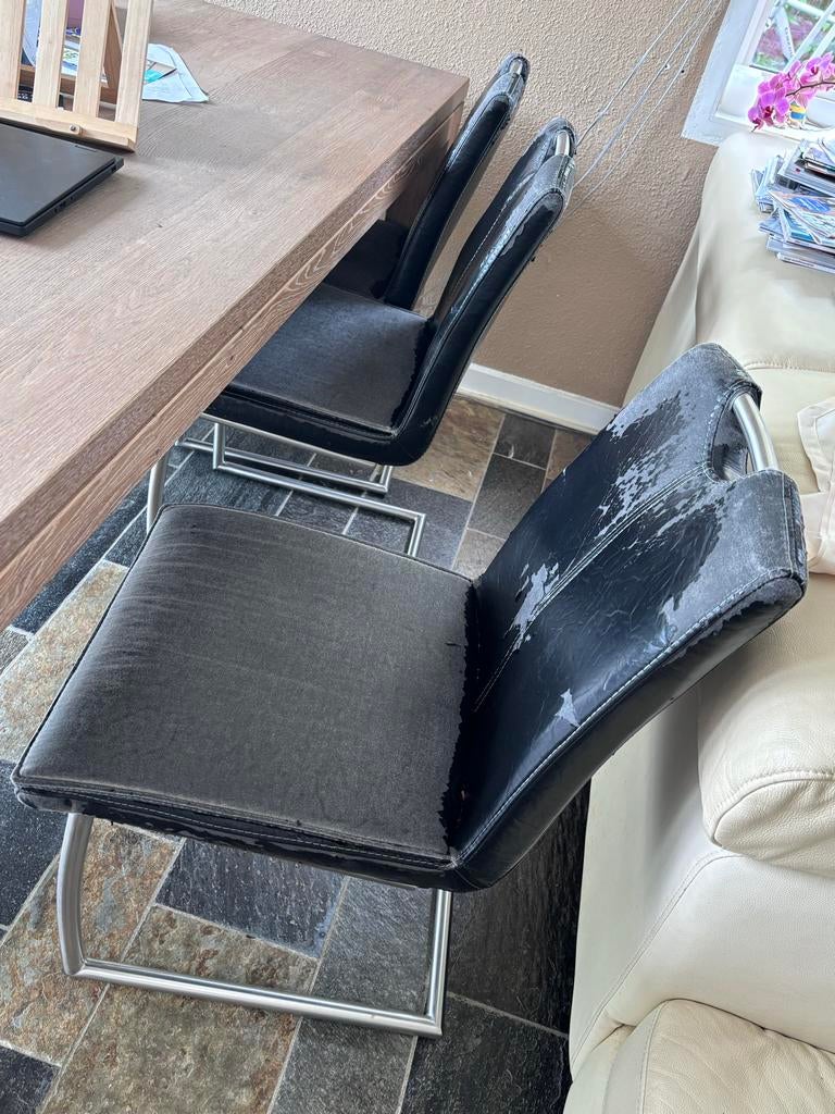 6 Gebruikte Zwarte Eetkamerstoelen - Leer & Metaal, Ophalen, Gebruikt, Twee, Zwart