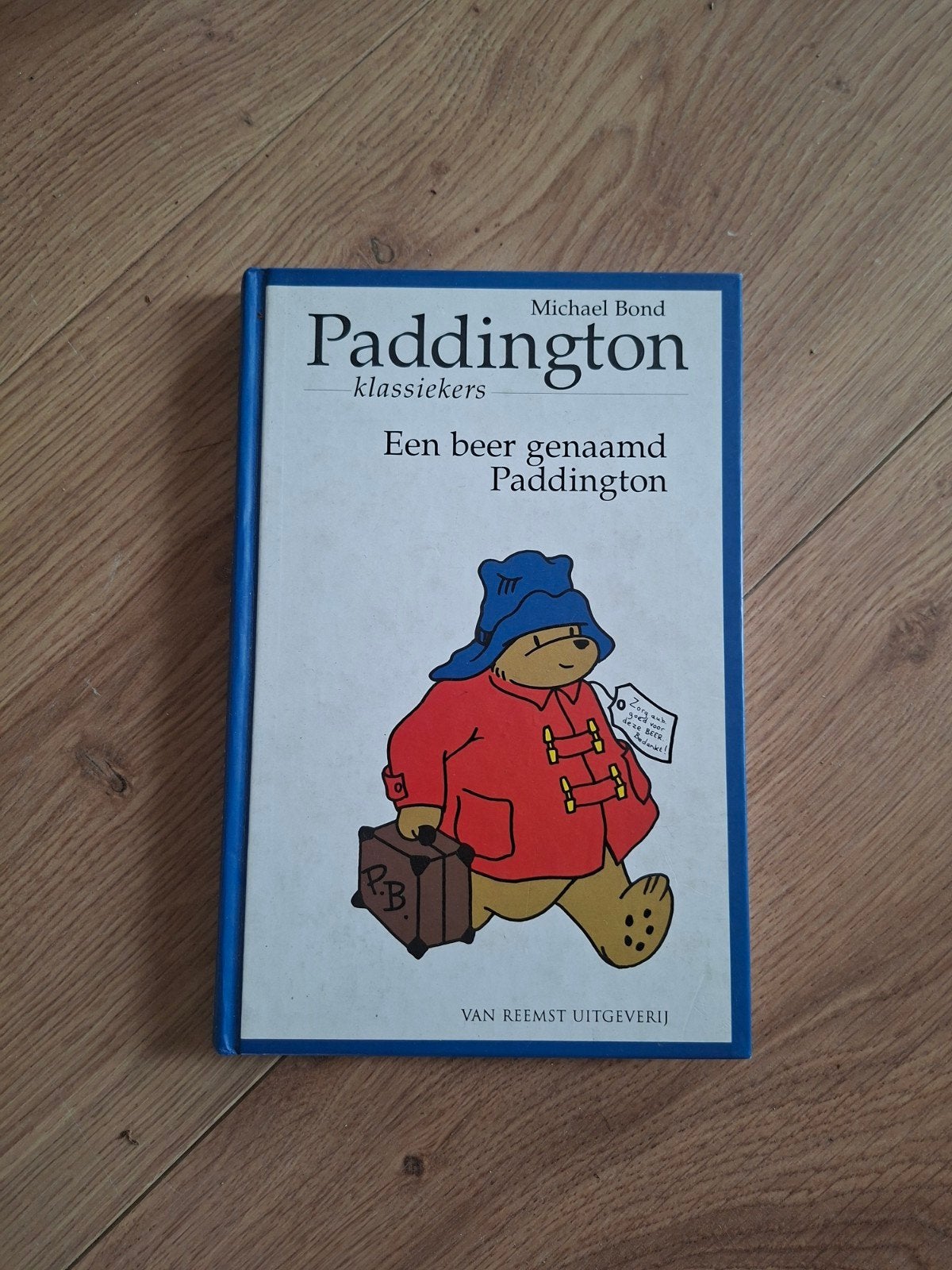 Michael Bond - een beer genaamd Paddington, Ophalen of Verzenden, Gelezen, Fictie algemeen