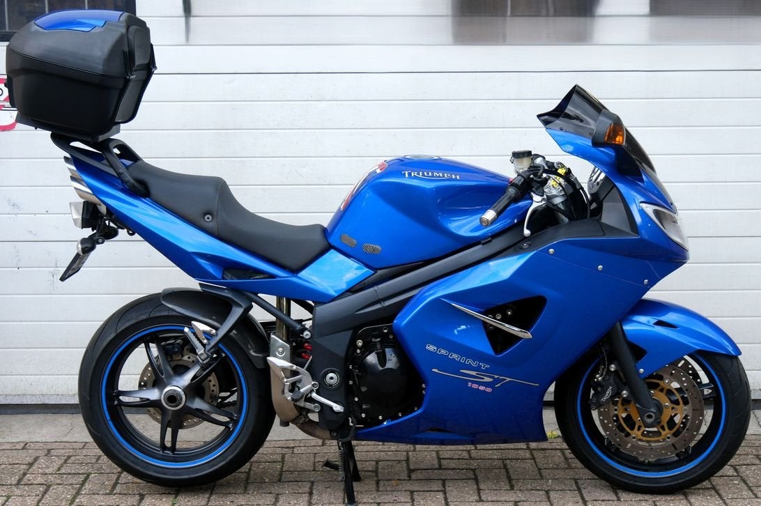 TRIUMPH SPRINT ST 1050 (bj 2005), Motorrijbewijs A, 1050 cc, Meer dan 35 kW, Onbekend
