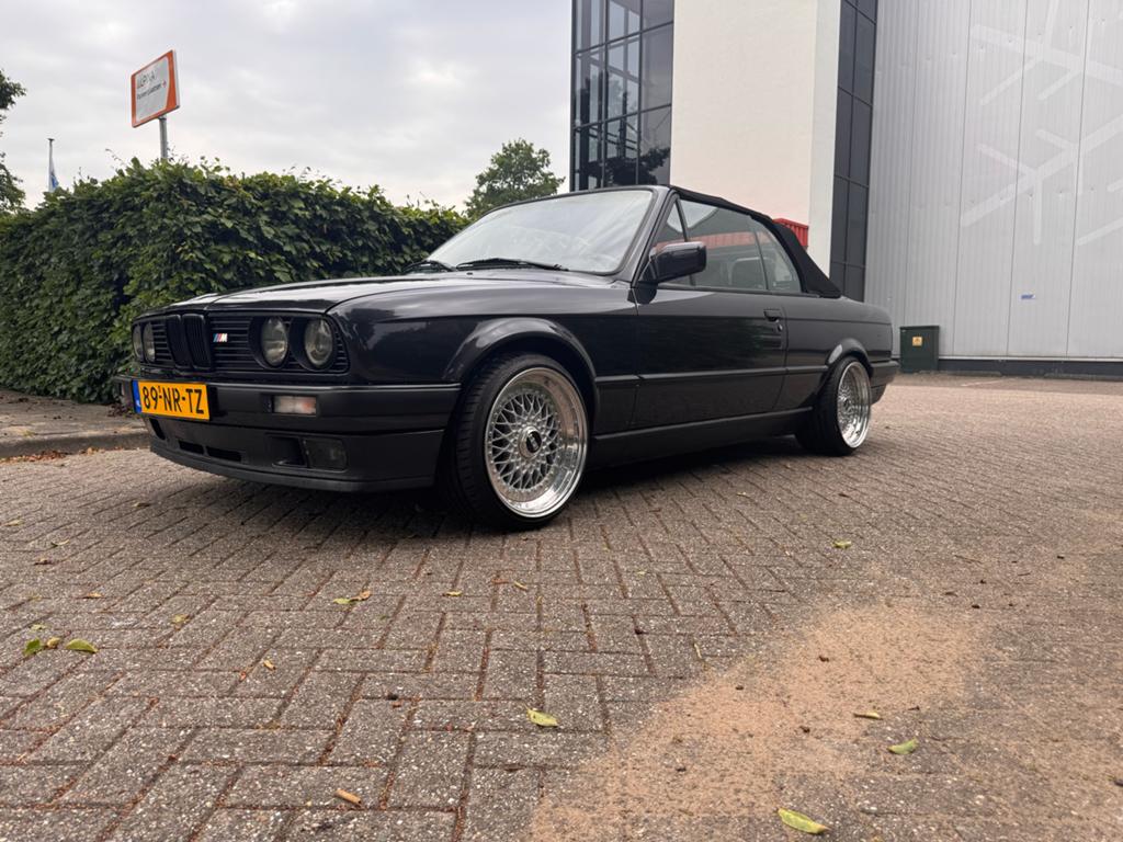 BMW 3-Serie 2.5 I 325 Cabriolet AUT U9 1991 Zwart, Auto's, Automaat, Achterwielaandrijving, 2494 cc, Cabriolet