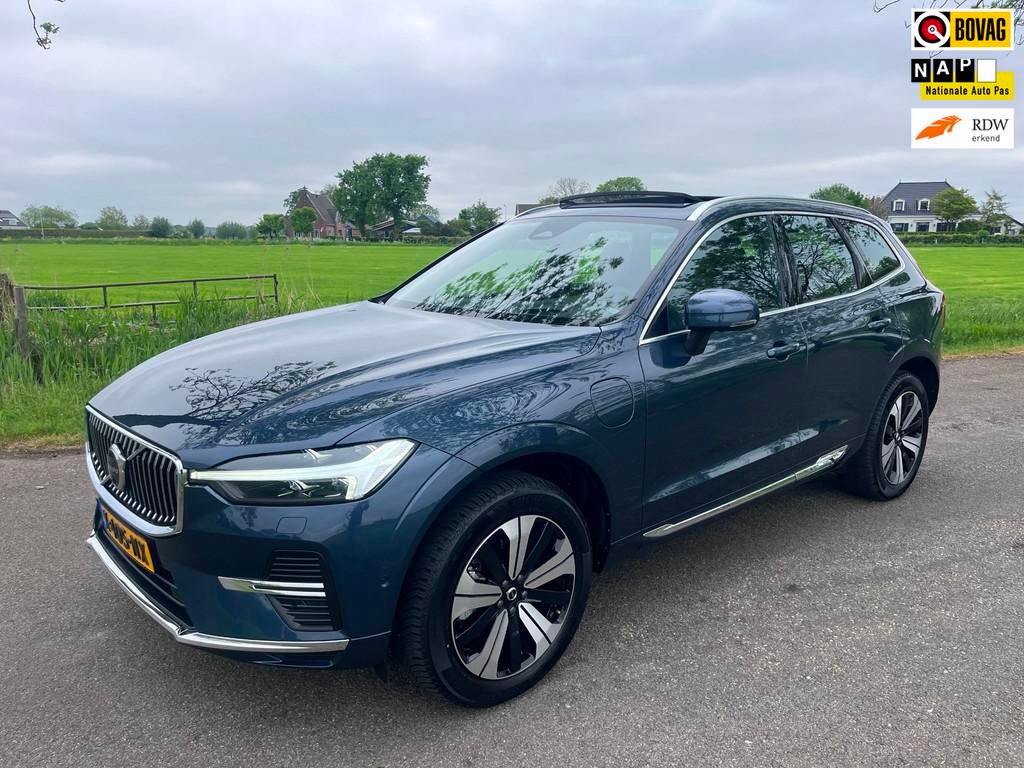 Volvo XC60 2.0 T6 Plug-in hybrid AWD Ultimate Bright, pano., Gebruikt, Euro 6, 4 cilinders, 1969 cc