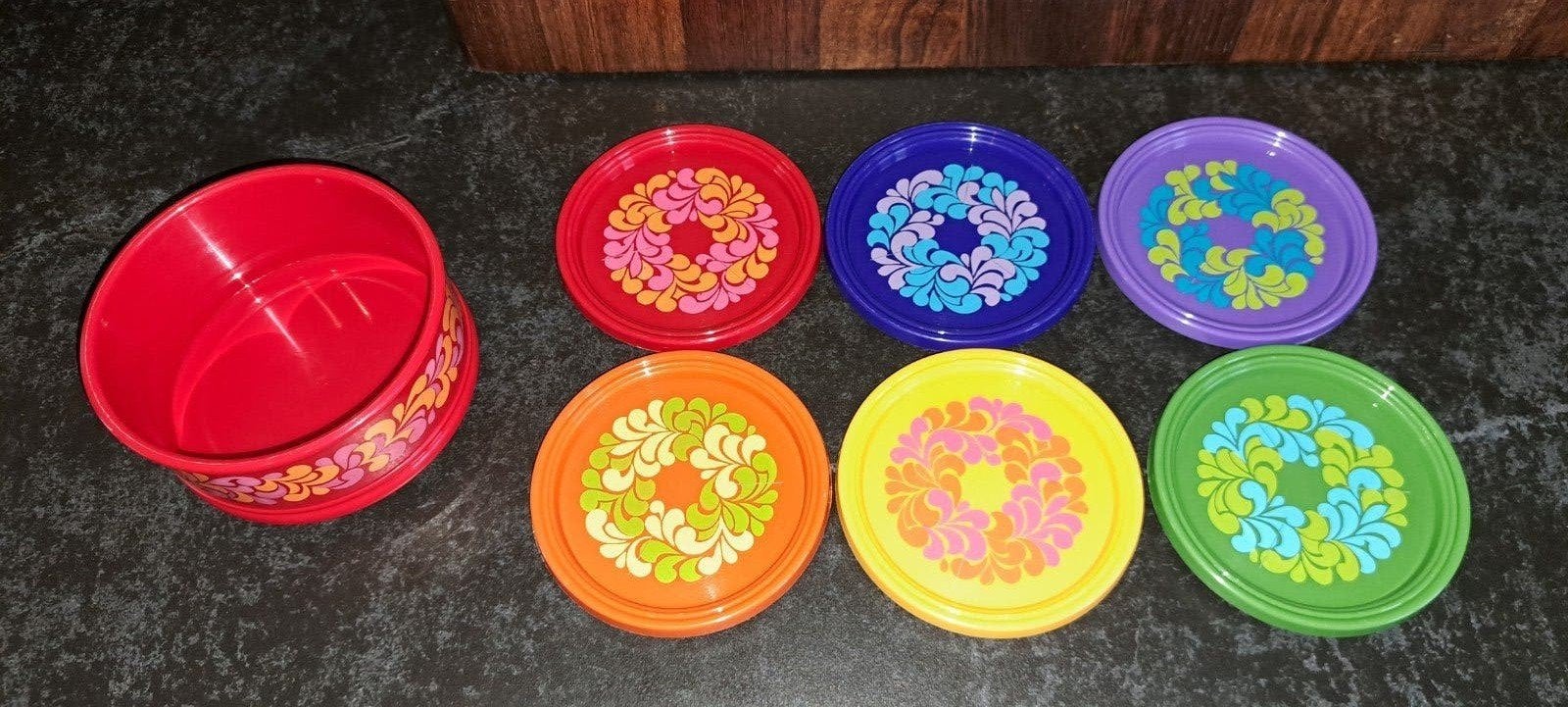 Vintage onderzetters set met houder, Gebruikt, Glasonderzetter, Meerkleurig, Ophalen of Verzenden