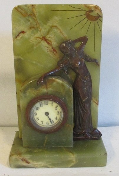 art nouveau klokje half relief vrouw figuur in brons, Antiek en Kunst, Ophalen of Verzenden