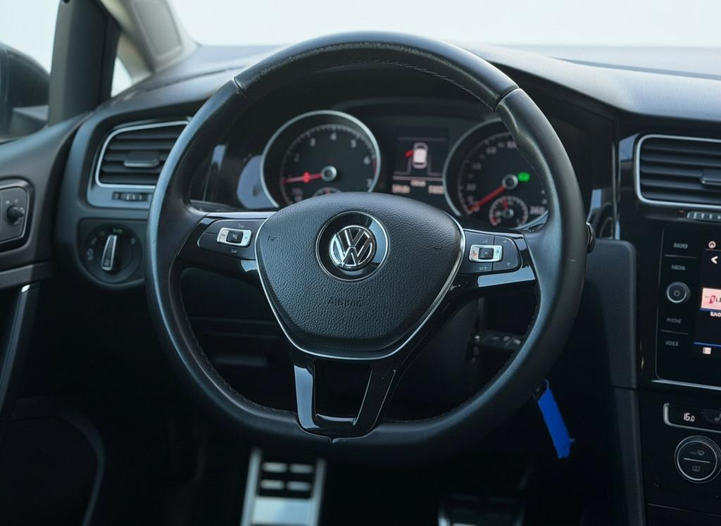 Volkswagen GOLF 1.5 TSI AUTOMAAT Comfortline Business, achte, Auto's, 4 cilinders, Automatische klimaatregeling, Zwart, Bedrijf
