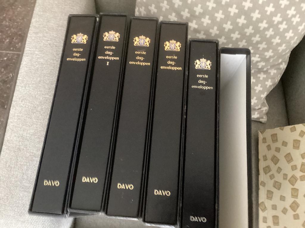 Luxe gewatteerde Davo met cassette met 20 vellen per album, Ophalen, Nederland