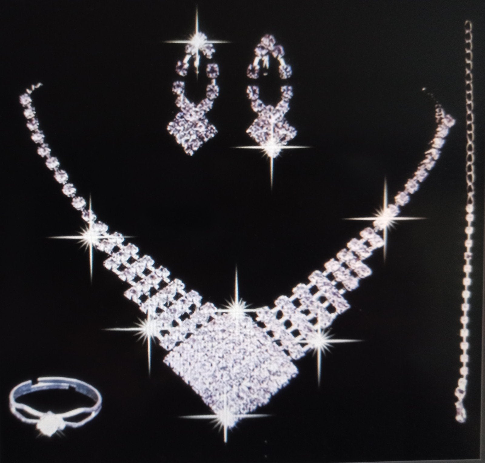 Zilveren ketting, met oorbellen, een ring, alles 2,80strass, Sieraden, Tassen en Uiterlijk, Overige materialen, Verstelbaar, Nieuw