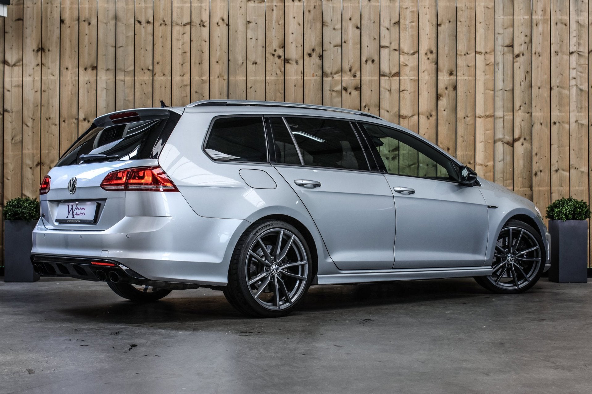 Volkswagen Golf Variant 2.0 TSI R 4Motion *Pano*Dynaudio*Led, Automaat, Automatische klimaatregeling, Gebruikt, Euro 6
