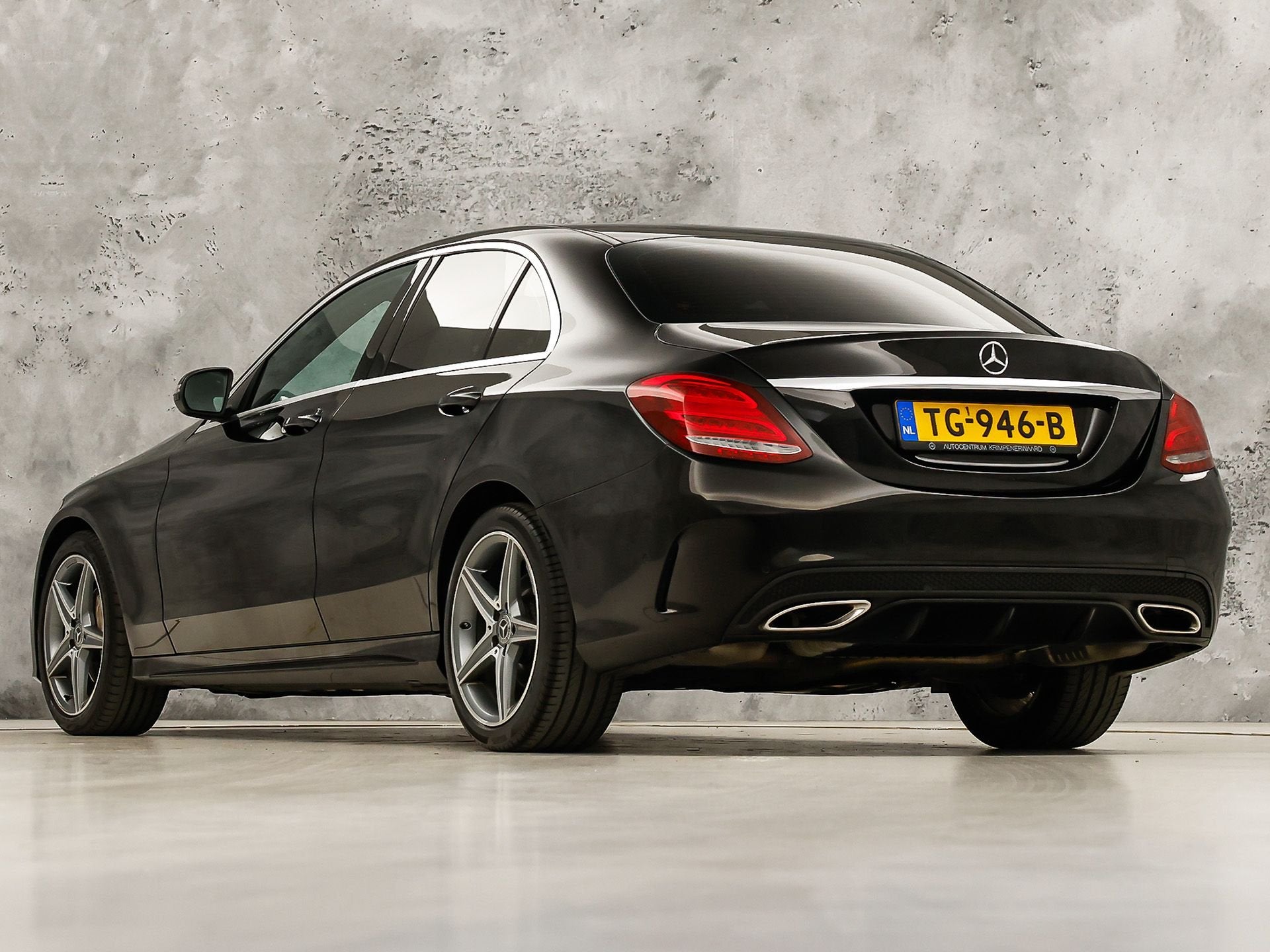 Mercedes-Benz C-Klasse 180 AMG Sport 156Pk Automaat (NAVIGAT, Auto's, Automaat, Leder en Stof, Zwart, Bedrijf