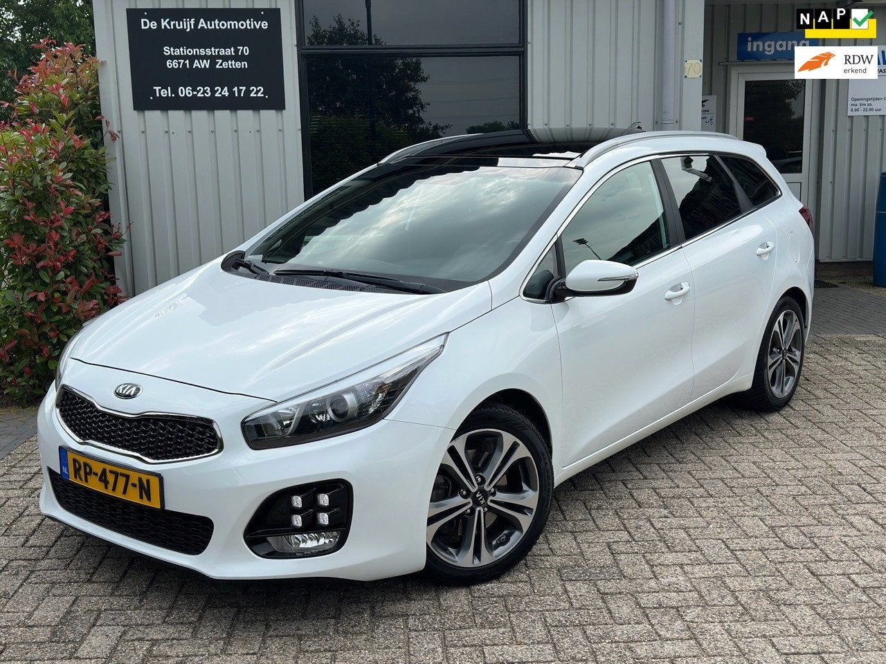 Kia Cee'd Sportswagon 1.0 T-GDi GT-Line Summer Edition|PANOR, Auto's, Voorwielaandrijving, Gebruikt, Euro 6, Leder en Stof