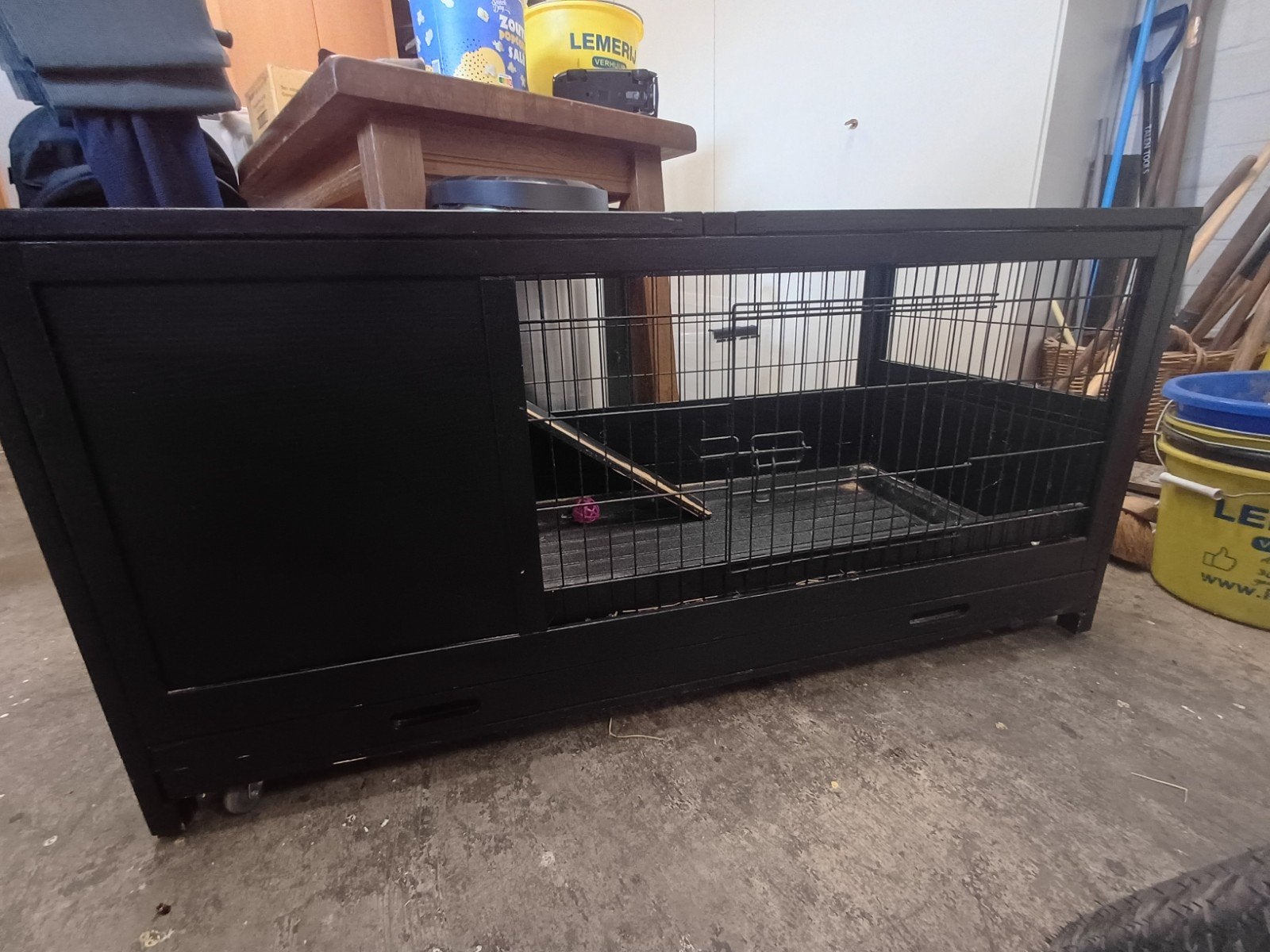 Cavia konijnen hok zwart met wieltjes voor binnen, Dieren en Toebehoren, Ophalen, Hok, Cavia