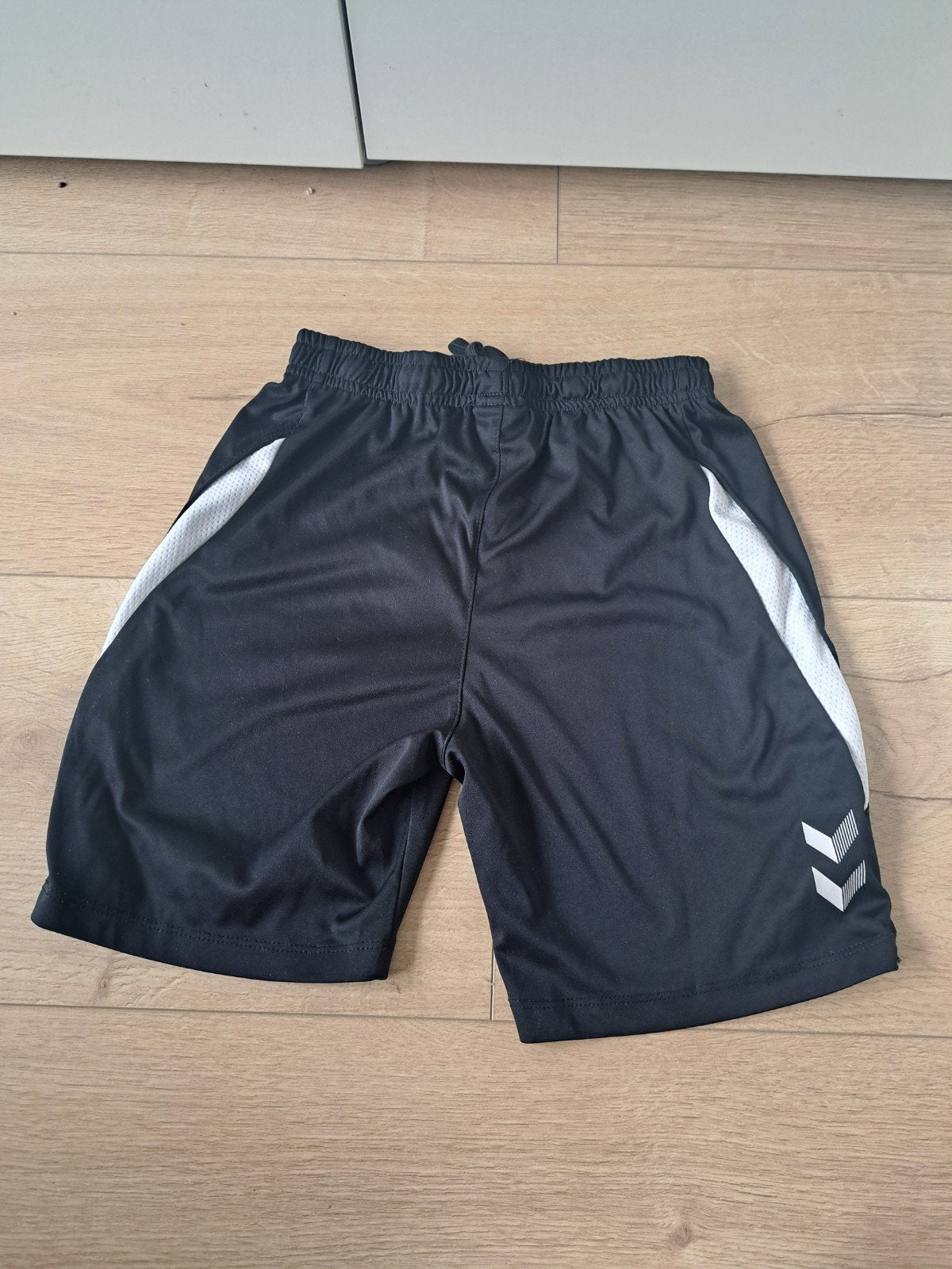 Hummel voetbalbroekje maat 164, Gebruikt, Jongen of Meisje, Sport- of Zwemkleding, Ophalen of Verzenden