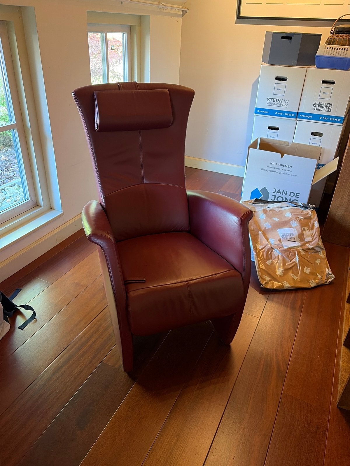 Bordeaux rode leren stoel, Huis en Inrichting, Gebruikt, Ophalen of Verzenden, 50 tot 75 cm, Leer