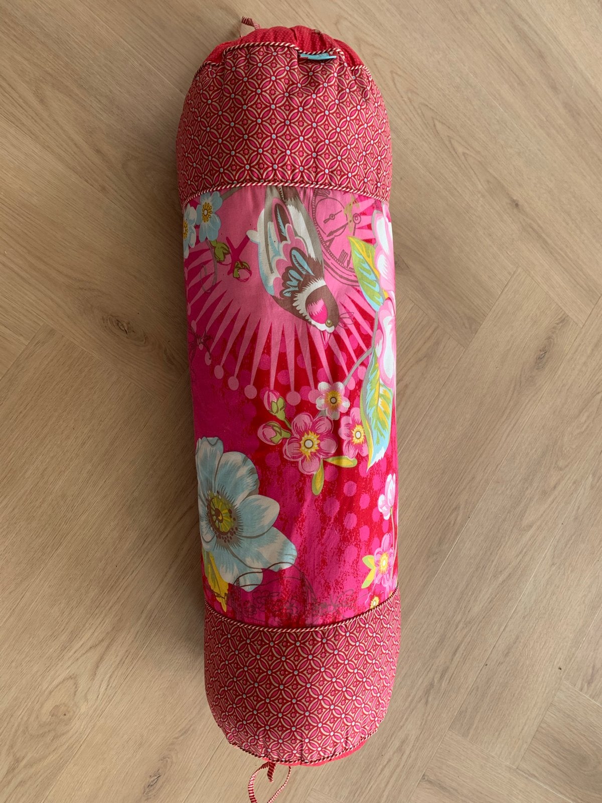 Pip Studio Rolkussen - Rood/Roze met Bloemenprint, Ophalen, Zo goed als nieuw, Rolkussen, Cilindervormig
