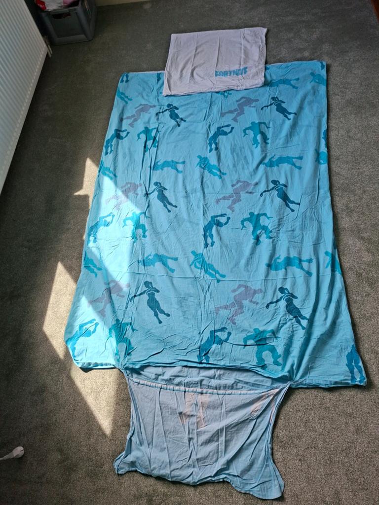 Fortnite Dekbedovertrek 140x200cm Blauw, Kinderen en Baby's, Kinderkamer | Beddengoed, Gebruikt, Dekbedovertrek, Ophalen of Verzenden