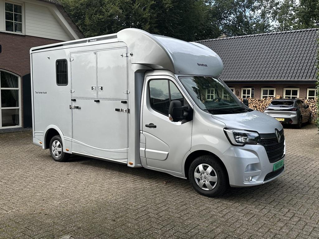 Horsetruck, Paardenvrachtwagen Renault Mast, ATM NIEUW 2025, Renault, Cruise Control, Particulier, Zilver of Grijs