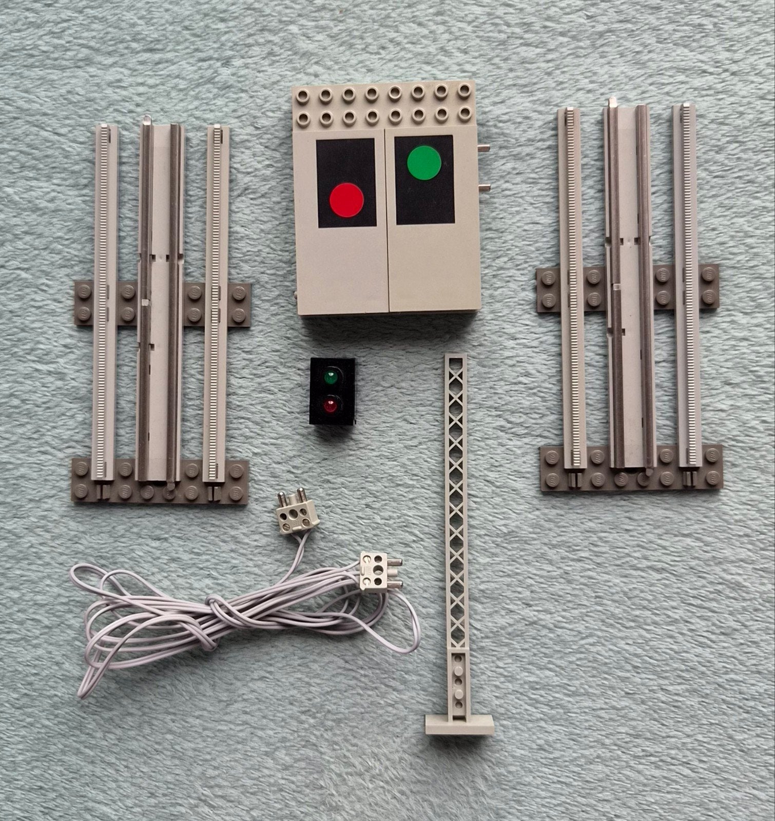 Lego trein 12 Volt grijze rails stoplicht (set 7860), Compleet, Gebruikt, Lego, Ophalen of Verzenden