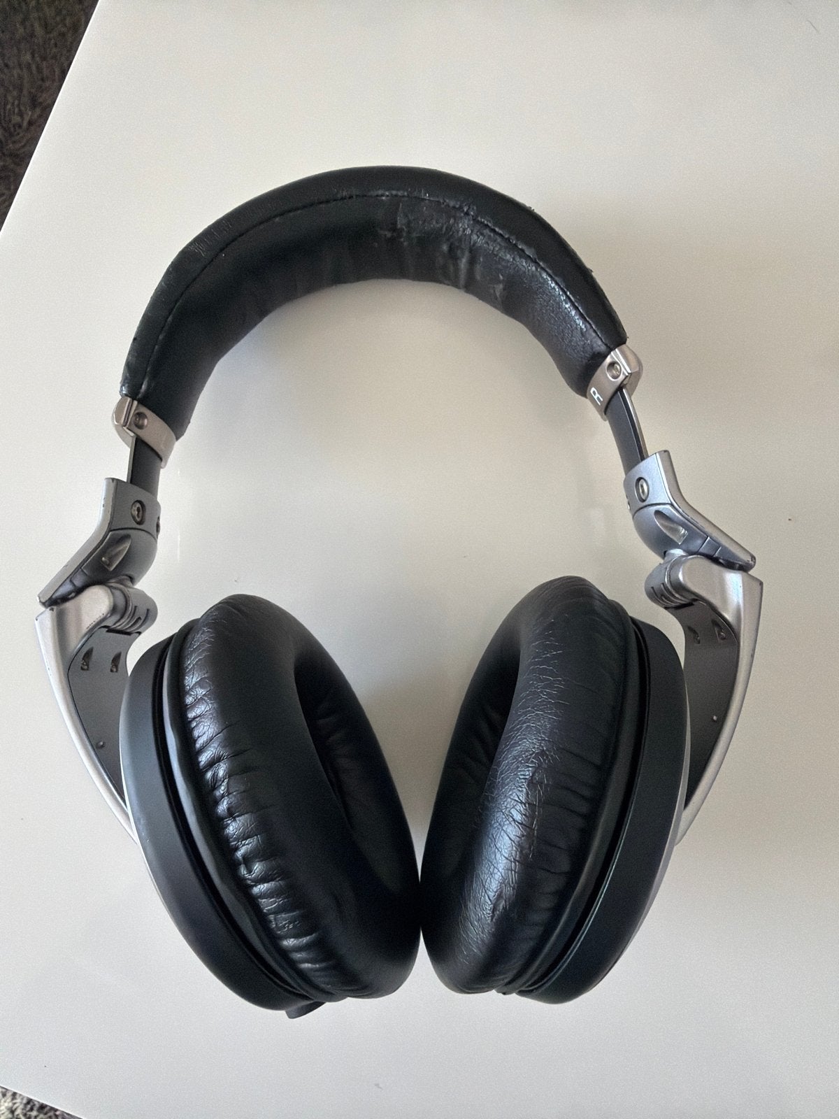 Pioneer HDJ-2000MK2 DJ Hoofdtelefoon met Hardcase, Gebruikt, Ophalen of Verzenden, Draagtas/etui, Zwart