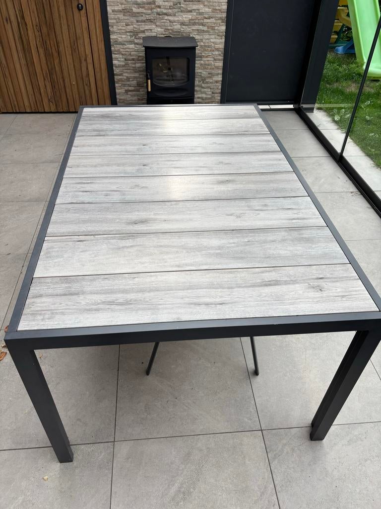 Moderne tuintafel met houtlook keramisch blad, Tuin en Terras, Ophalen, Gebruikt, Rechthoekig, Metaal