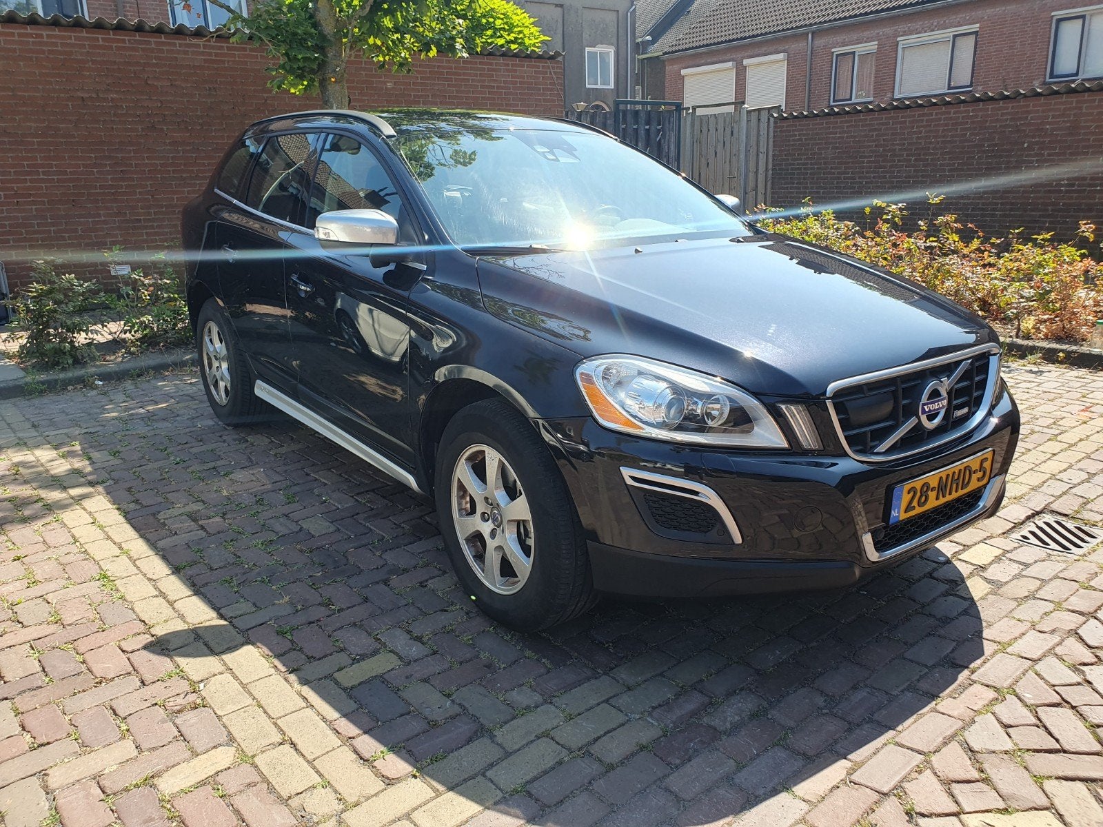 Volvo XC60 2.0T RDESIGN/1E EIGENAAR/NAP/LEER/TREKHAAK!!/, Zwart, 4 cilinders, Zwart, XC60