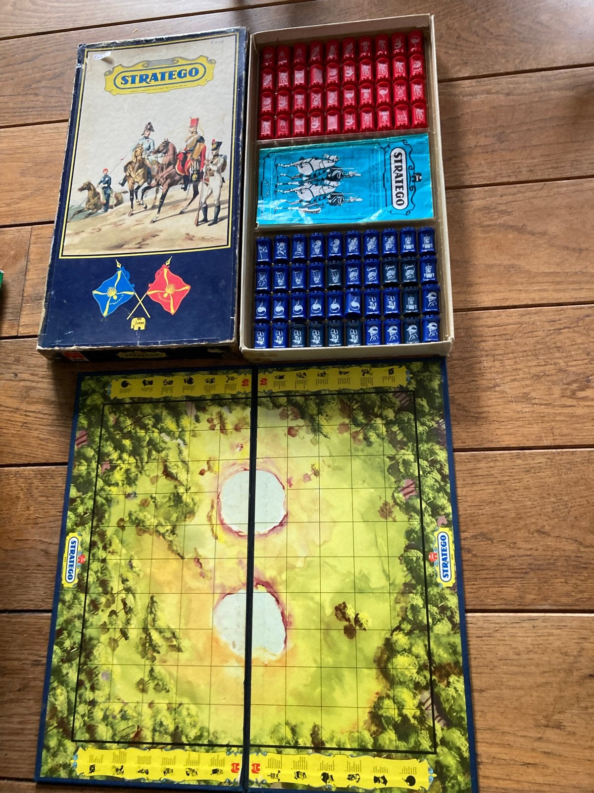 Stratego rond bordspel - Klassiek strategisch spel, Een of twee spelers, Ophalen of Verzenden, Gebruikt
