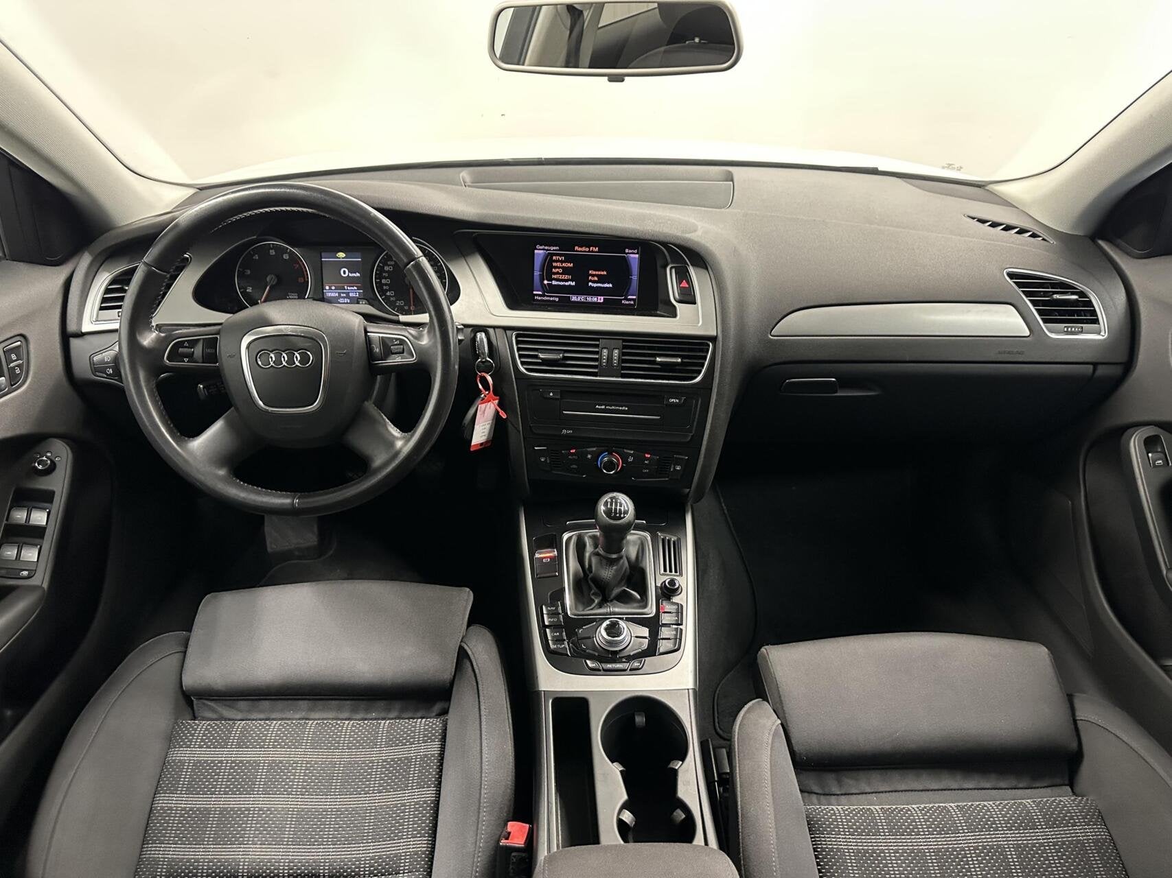 Audi A4 Avant 1.8 TFSI Pro Line ECC CRUISE LM., Voorwielaandrijving, Euro 5, Stof, Gebruikt