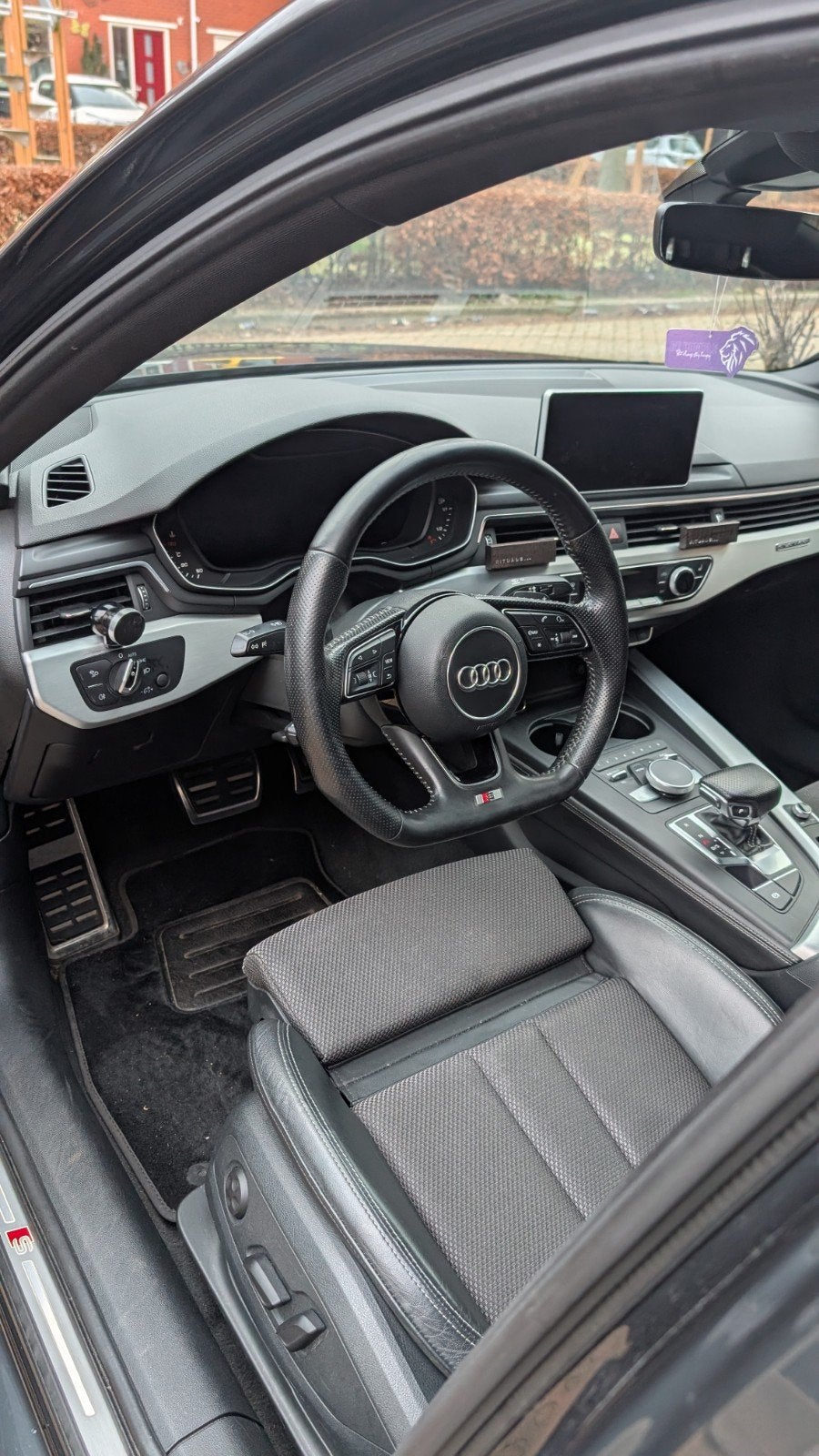 Foto 15 van Audi A4 3.0 V6 TDI 272PK Quattro | 3x S-Line | MOTORSCHADE