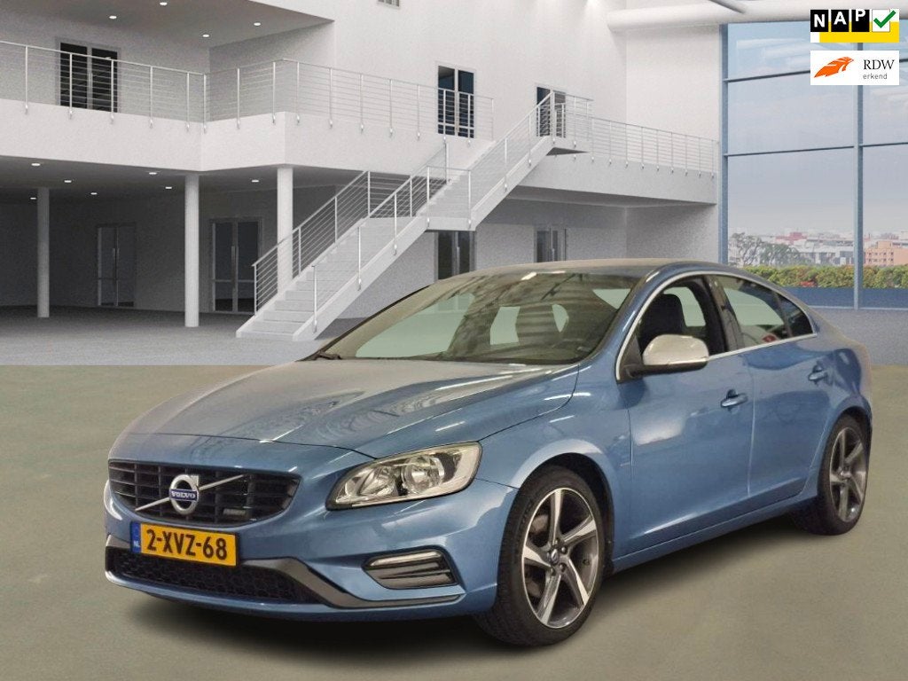 Volvo S60 1.6 T3 R-Design, Auto's, Volvo, 15 km/l, Gebruikt, 4 cilinders, 150 pk